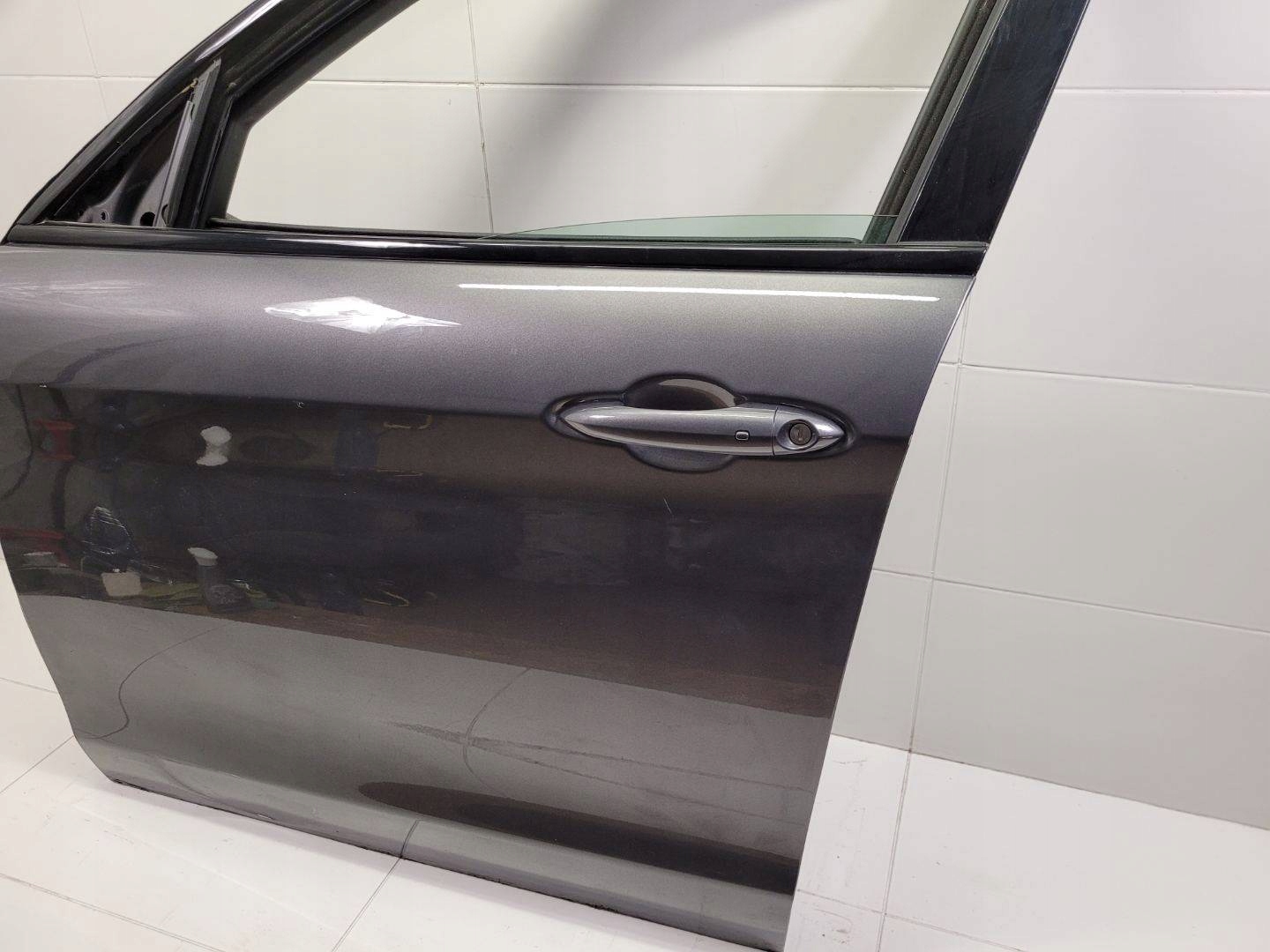 door front left side Alfa Romeo Stelvio 2017