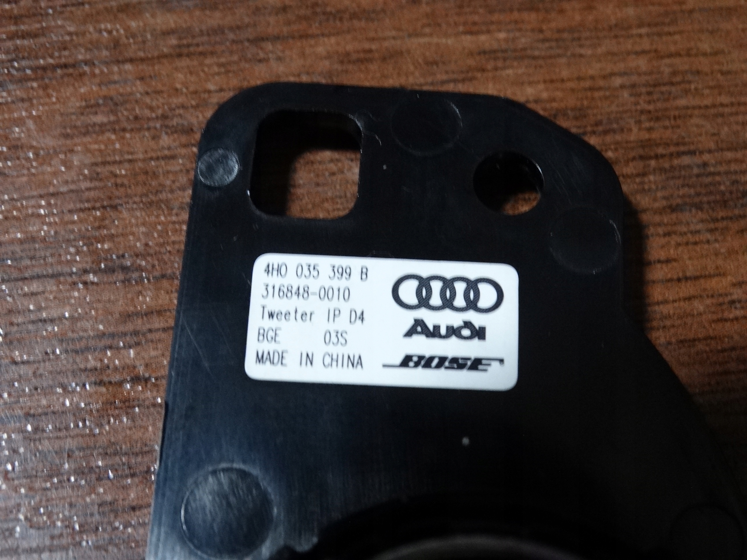 IDEALNY speaker WYSOKOTONOWY BOSE AUDI A6 C7 A7 1
