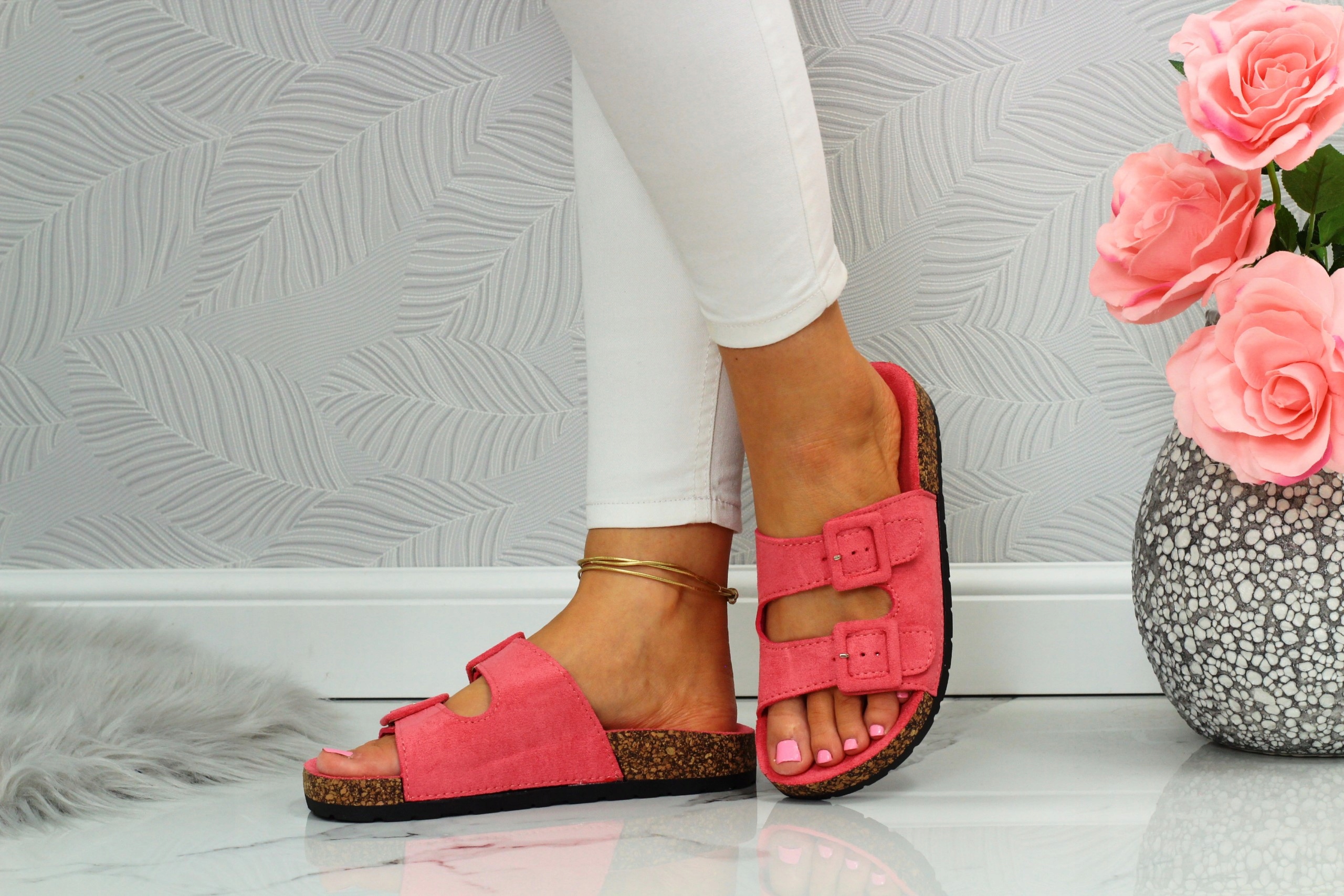 KLAPKI DAMSKIE NA KORKU PROFILOWANE KLAMRY STYLOWE Rozmiar 39