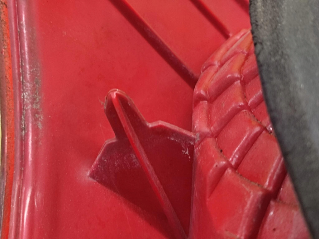 TOYOTA YARIS II light right rear part