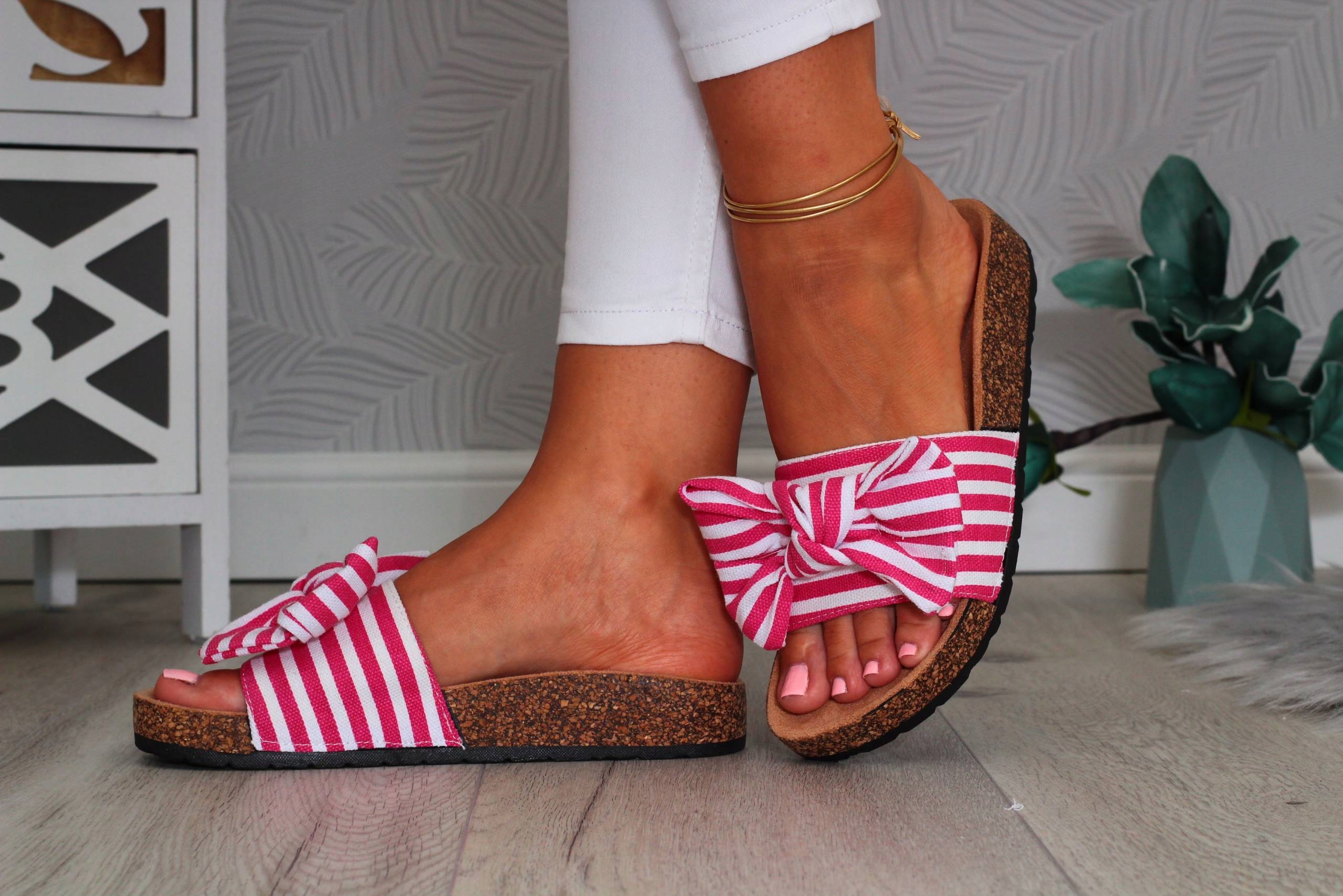 KLAPKI DAMSKIE Z KOKARDĄ NA KORKU STYLOWE Rozmiar 41