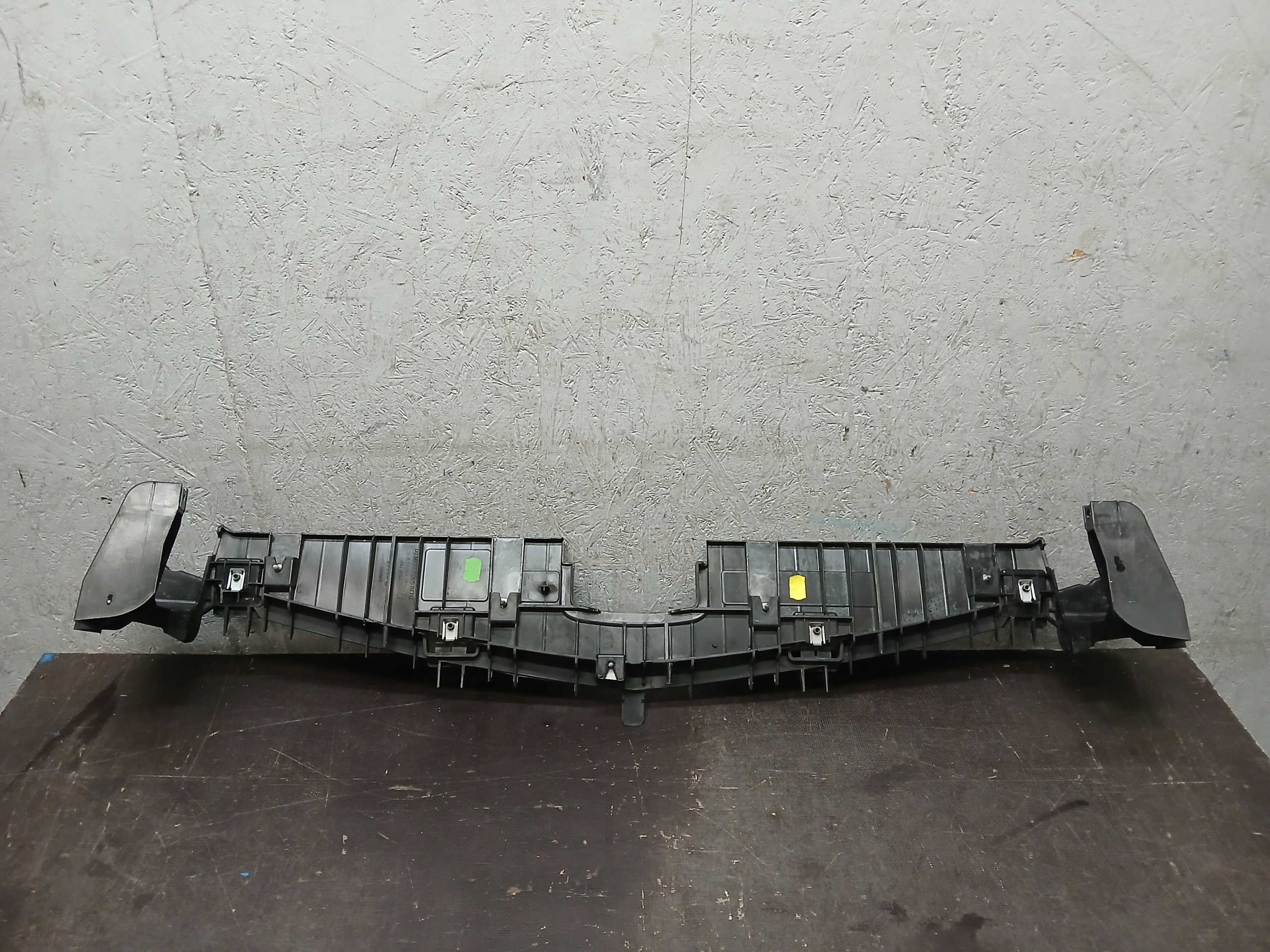 support panel for radiators cover supports MERCEDES SLK W172 A1728800100