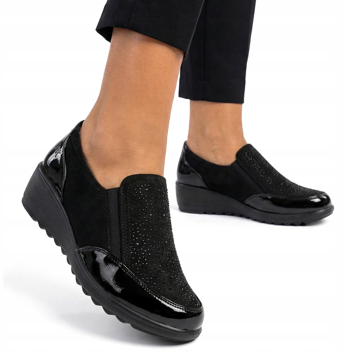 Dámské polobotky na koturnu černé s cyroniemi, stabilní v.KŮŽE Wojtyłko 41