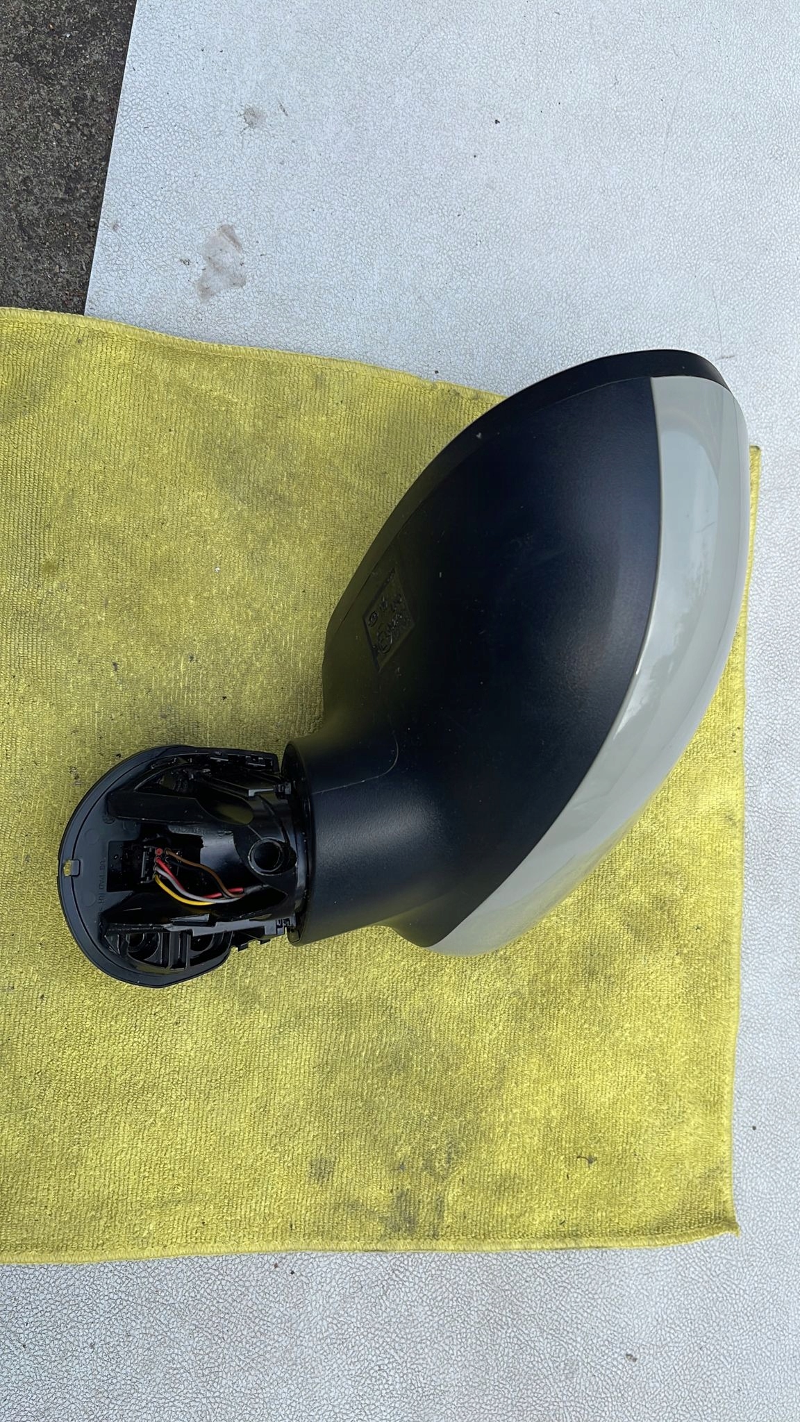 LUSTERKO PRAWE KIA RIO III