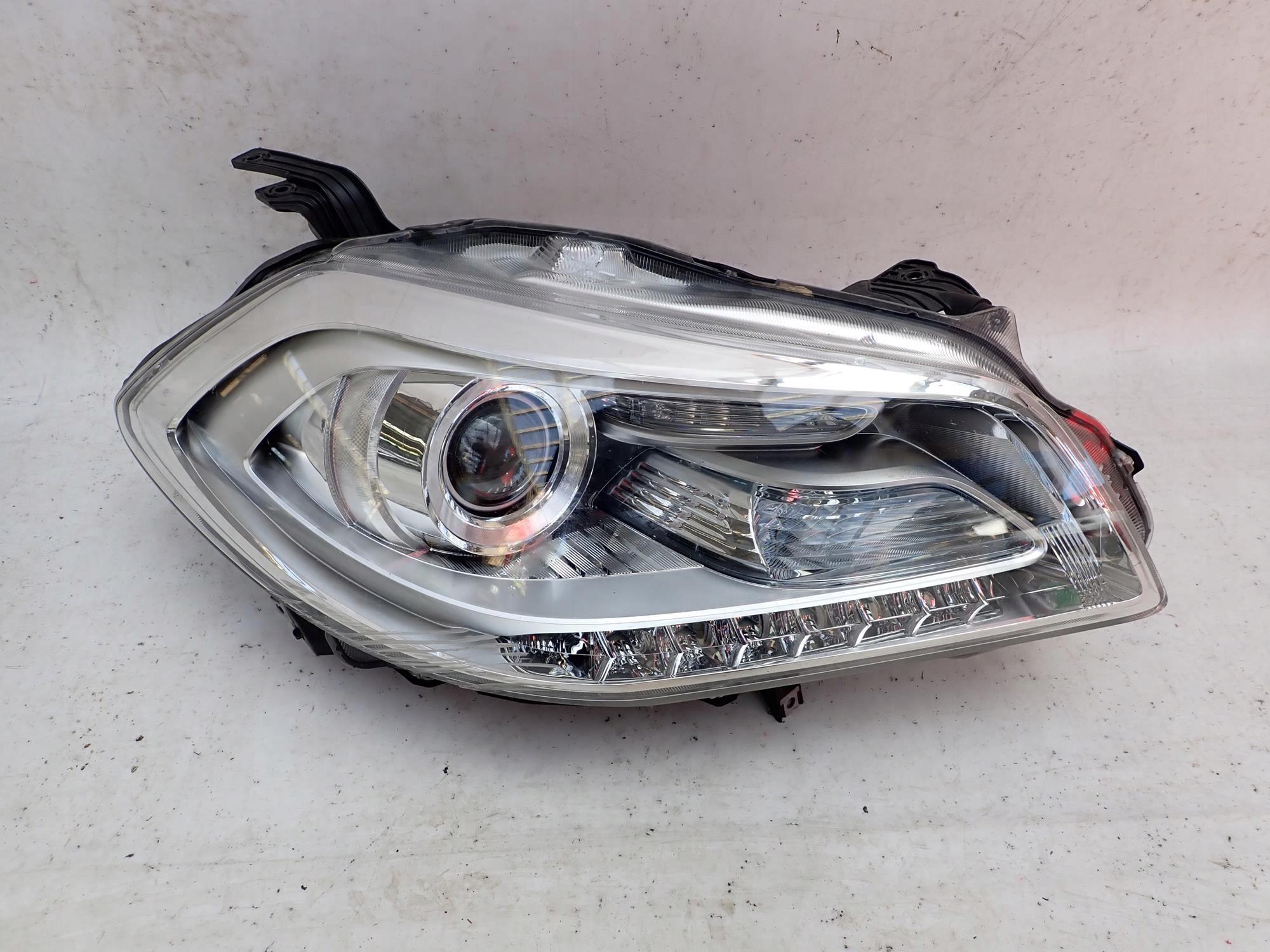 SUZUKI SX4 S-CROSS 13-16 light front front right