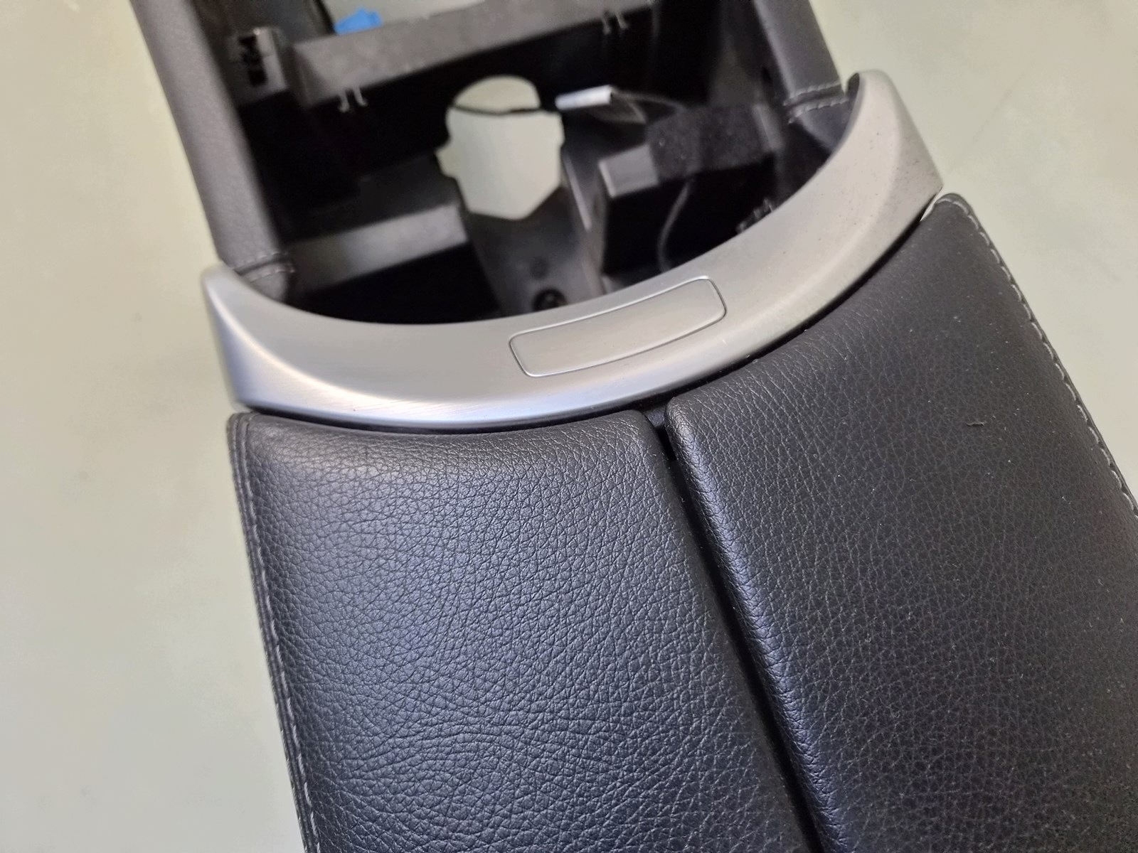 tunel central armrest MERCEDES GLC X253 W253