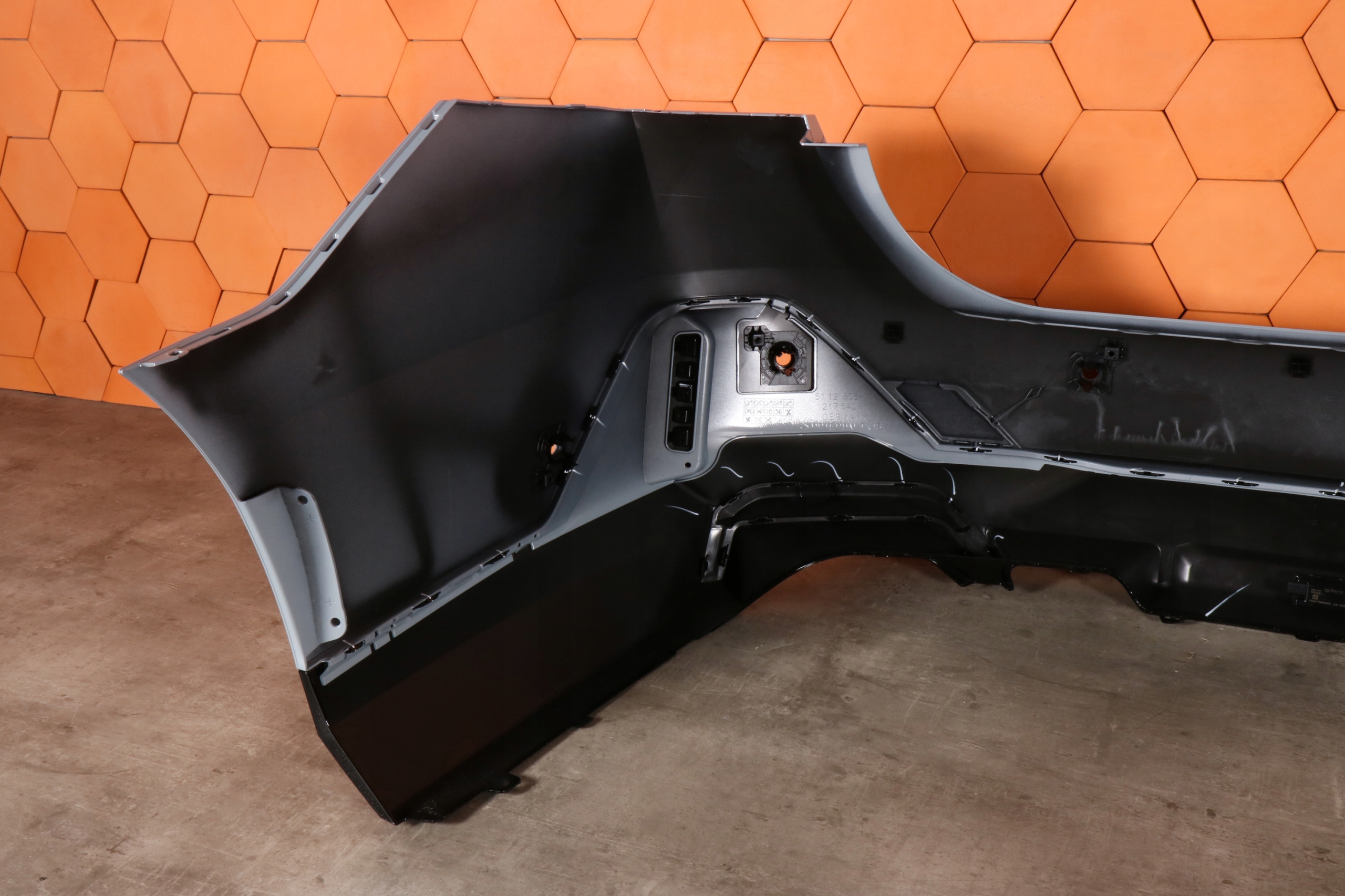 BMW 5 G60 m-packet bumper rear part rear colour C4P BROOKLYN GRAU