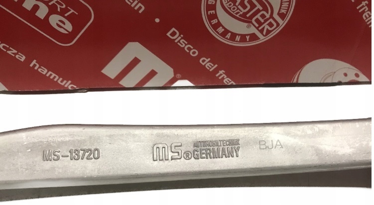 Wahacze Górne Prawe Audi A4 B5 B6 B7 A6 C5 VW Passat B5 B5 FL Numer katalogowy oryginału 8D0407506 8D0407510