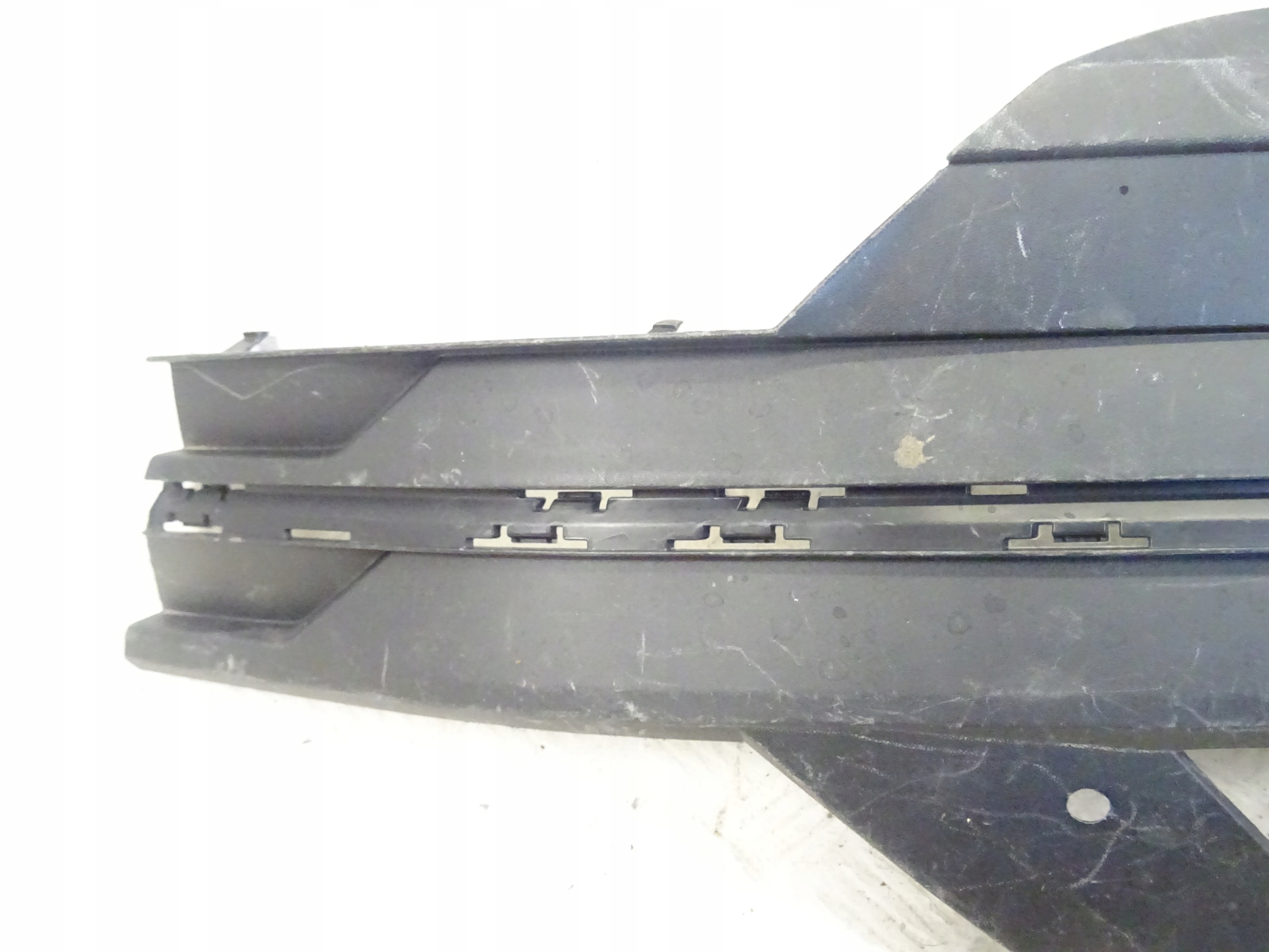 grid of a bumper front front left VW TRANSPORTER T6 7LA807489