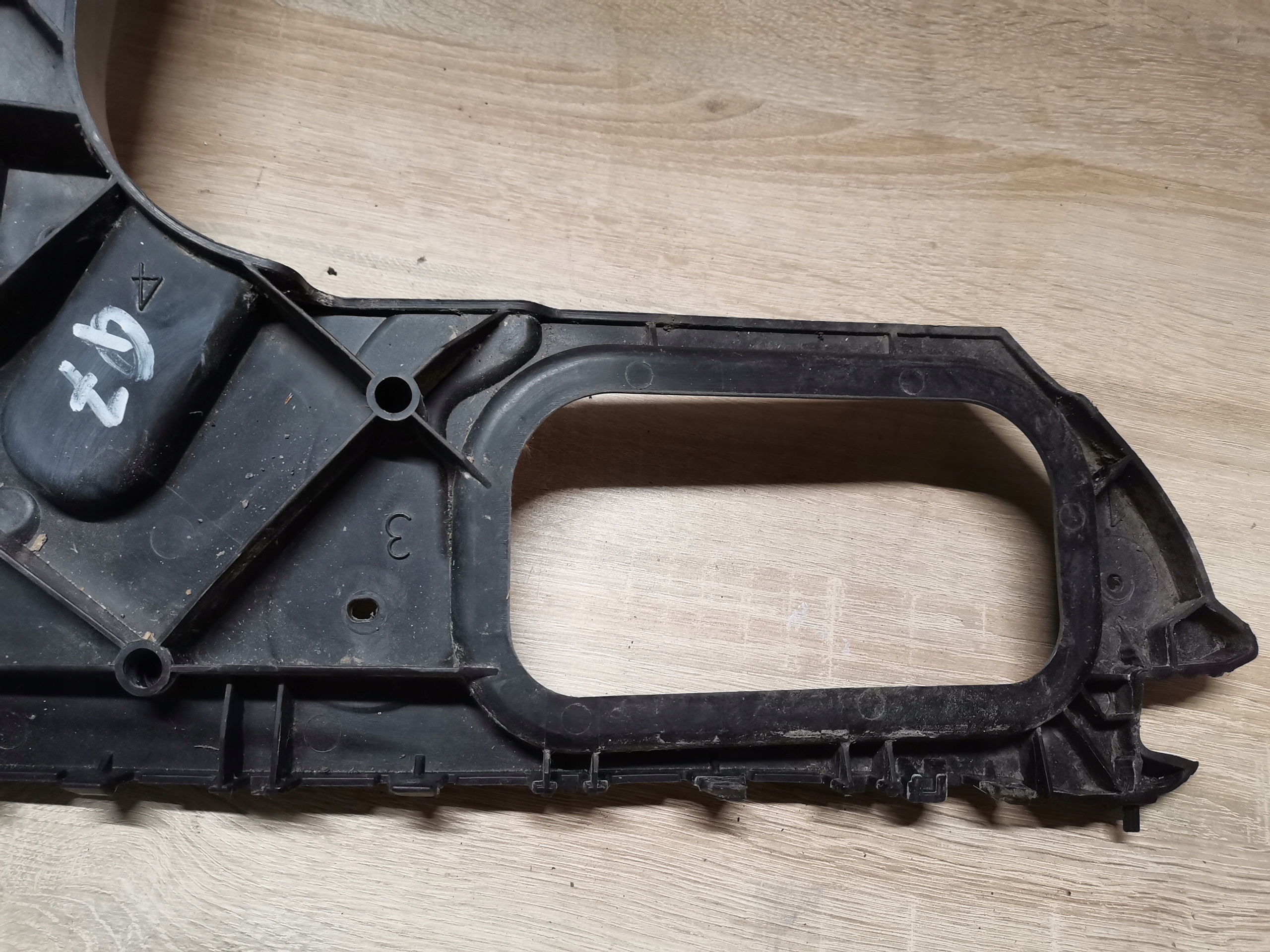 bumper bracket right rear part AUDI Q7 4L0807454A