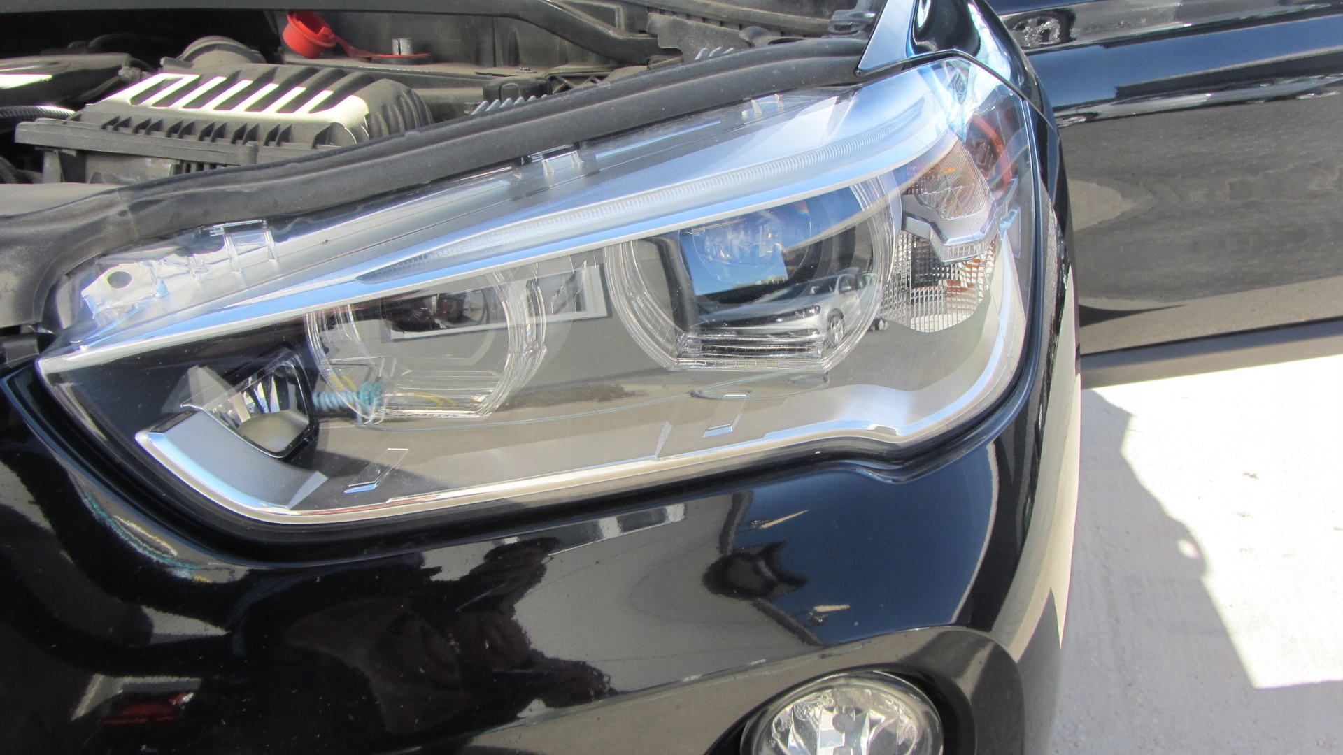 BMW X1 F48 front left light left front USA LED 7495007 63117436465