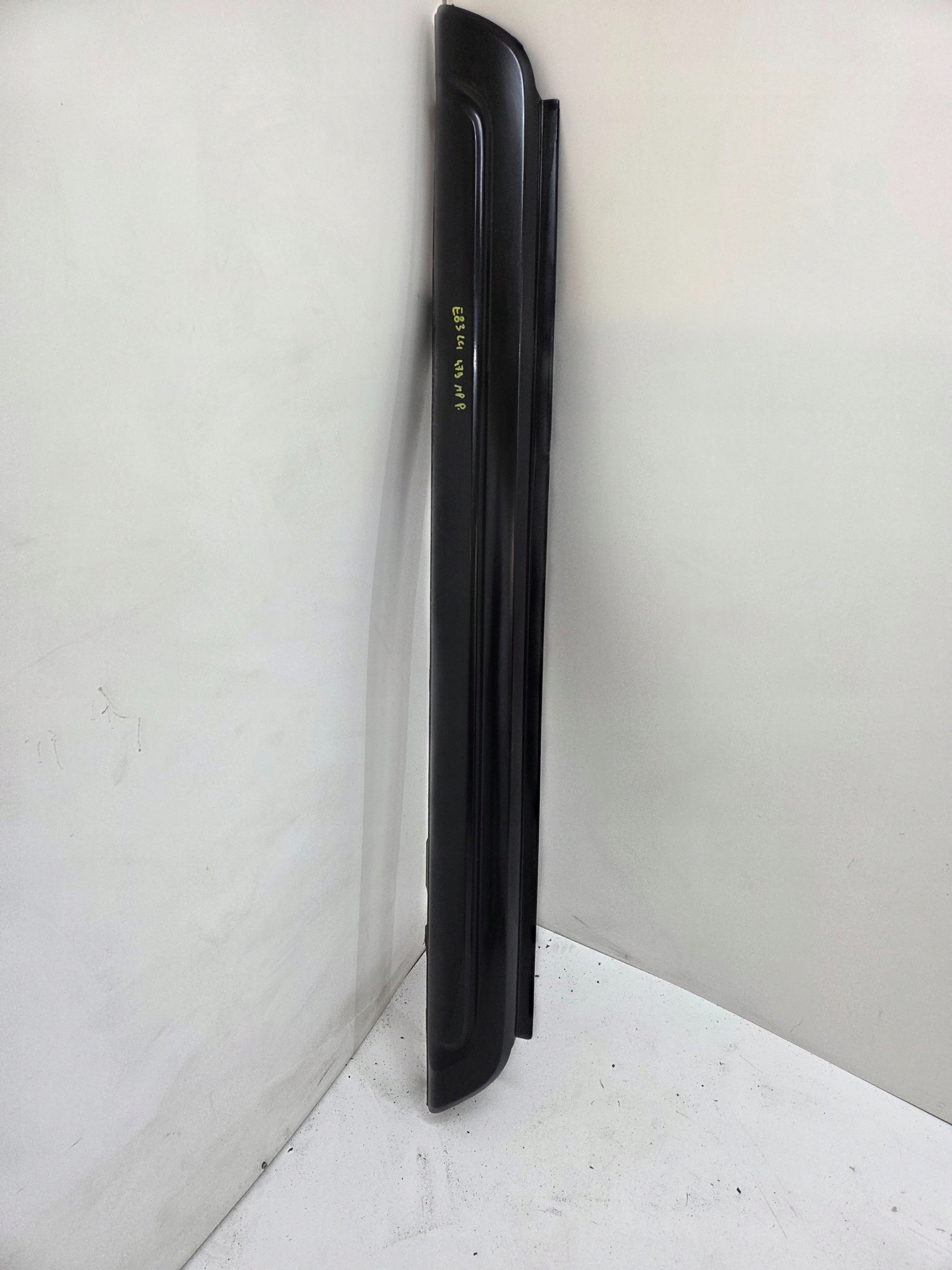 moulding threshold right BMW X3 E83 LIFT M PAKIET BLACK SAPPHIRE
