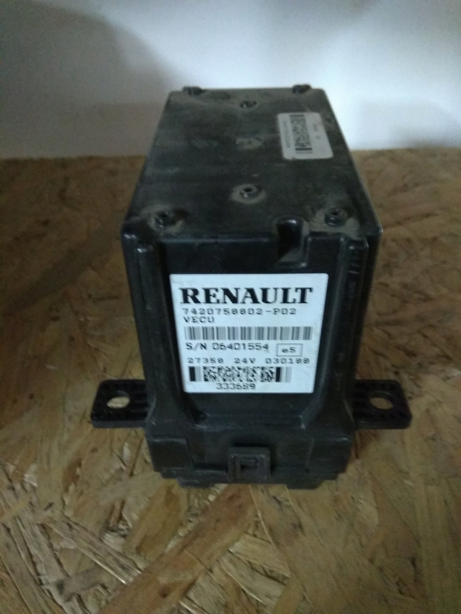 7420758802-P02 - Драйвер vecu Renault Premium RVI DXI