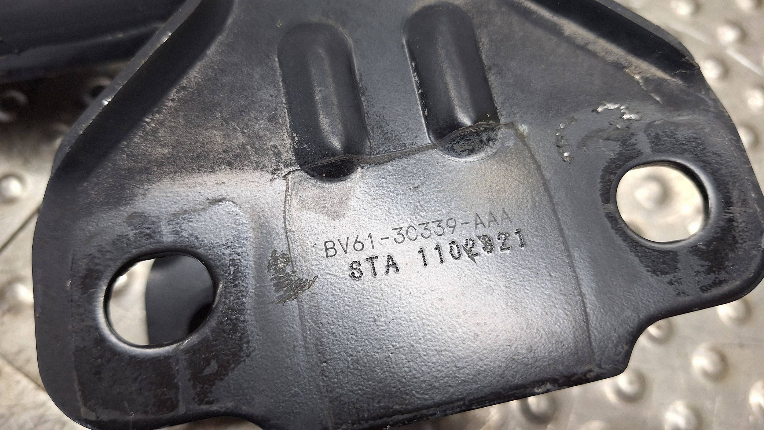 arm right front BV61-3C339-AAA FORD FOCUS MK3 C-MAX MK2