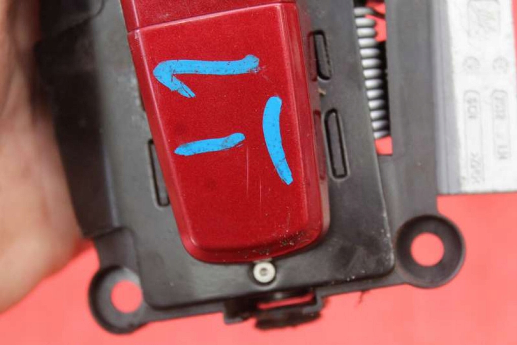 handle left rear part rear claret 95962459 CHEVROLET ORLANDO 10-18