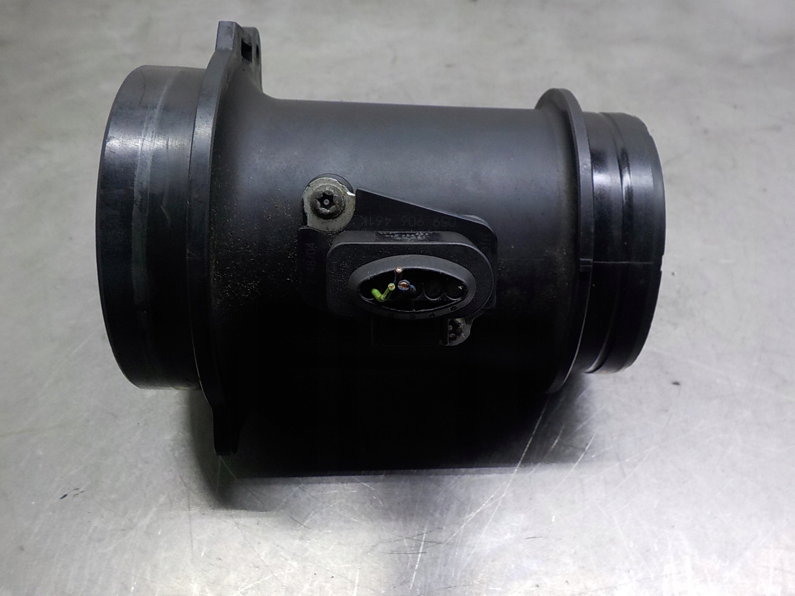 AUDI A4 B6 flow meter 059906461K