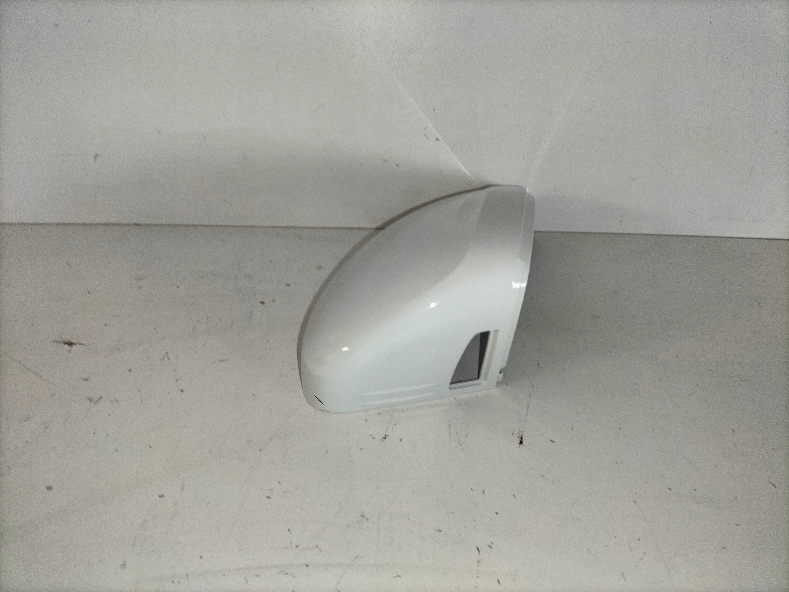 cover cap mirrors right VW TIGUAN II 16