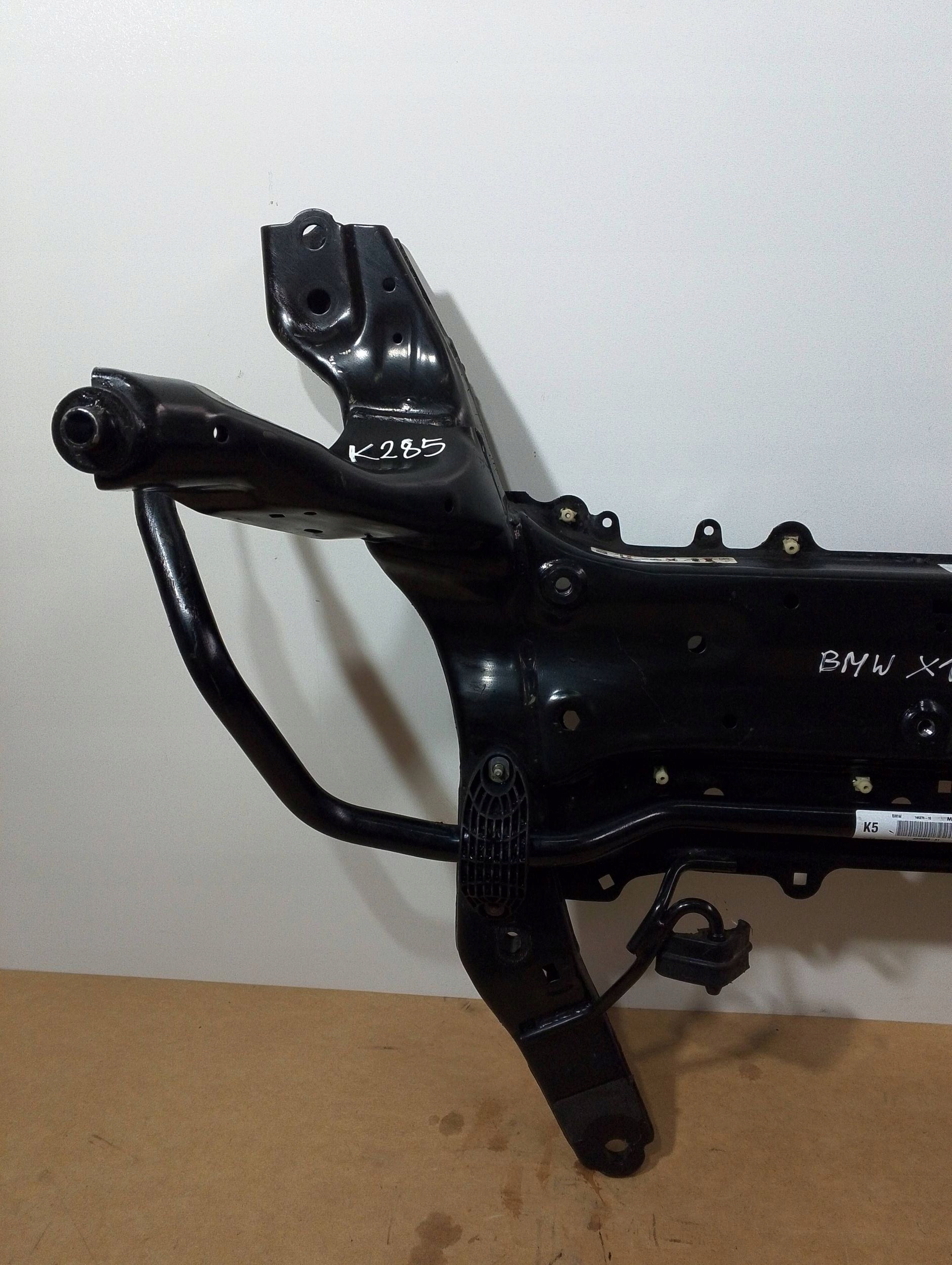 BMW X1 F48 F49 axle beam front (K285)