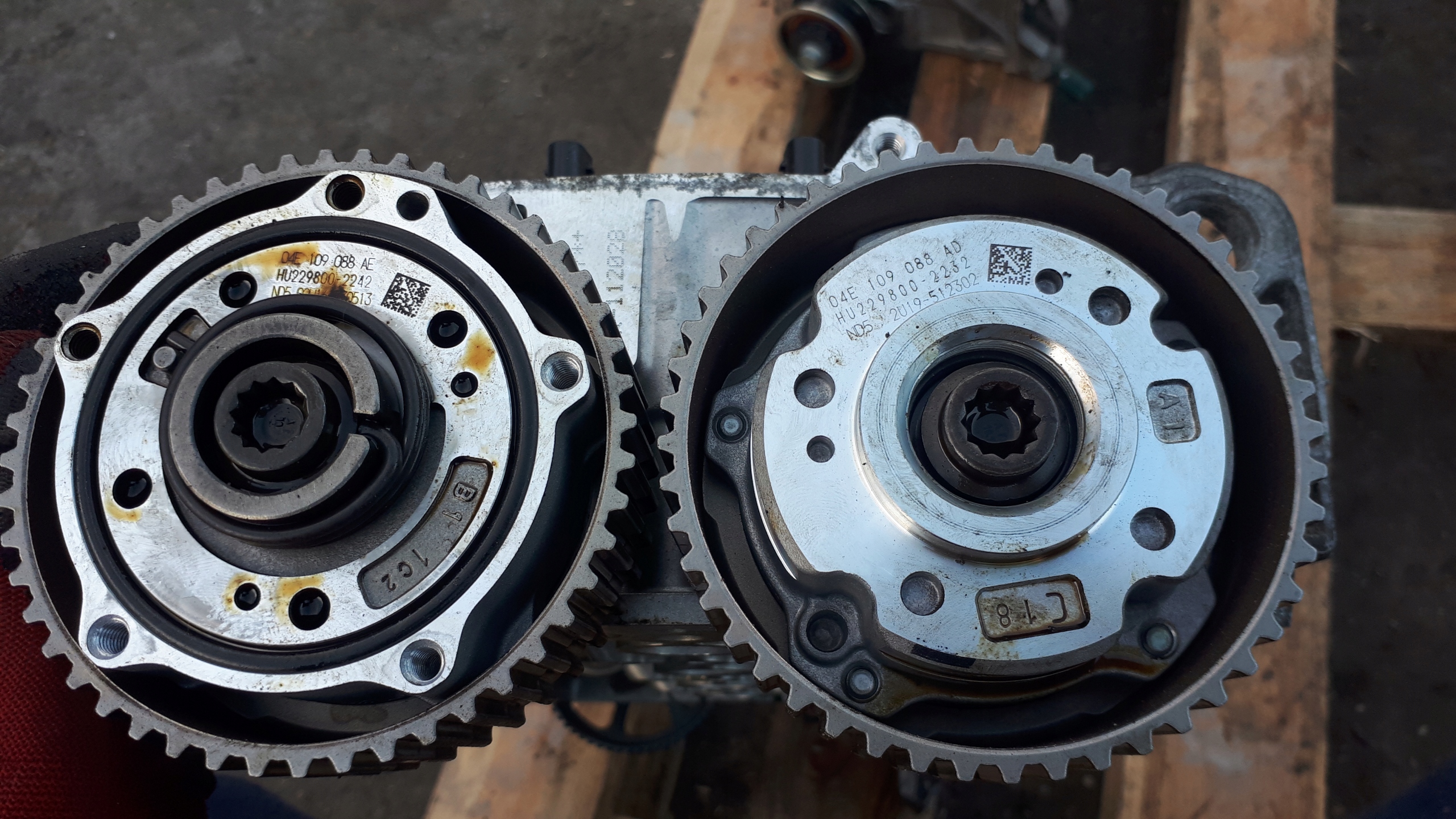 A4 B9 A3 A5 kryt vačky hlavy 1.4 TFSI CVN CVN