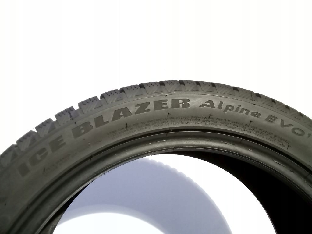 Reifen Sailun Ice Blazer Alpine Evo 225/45/17 94V 2023 7.1mm