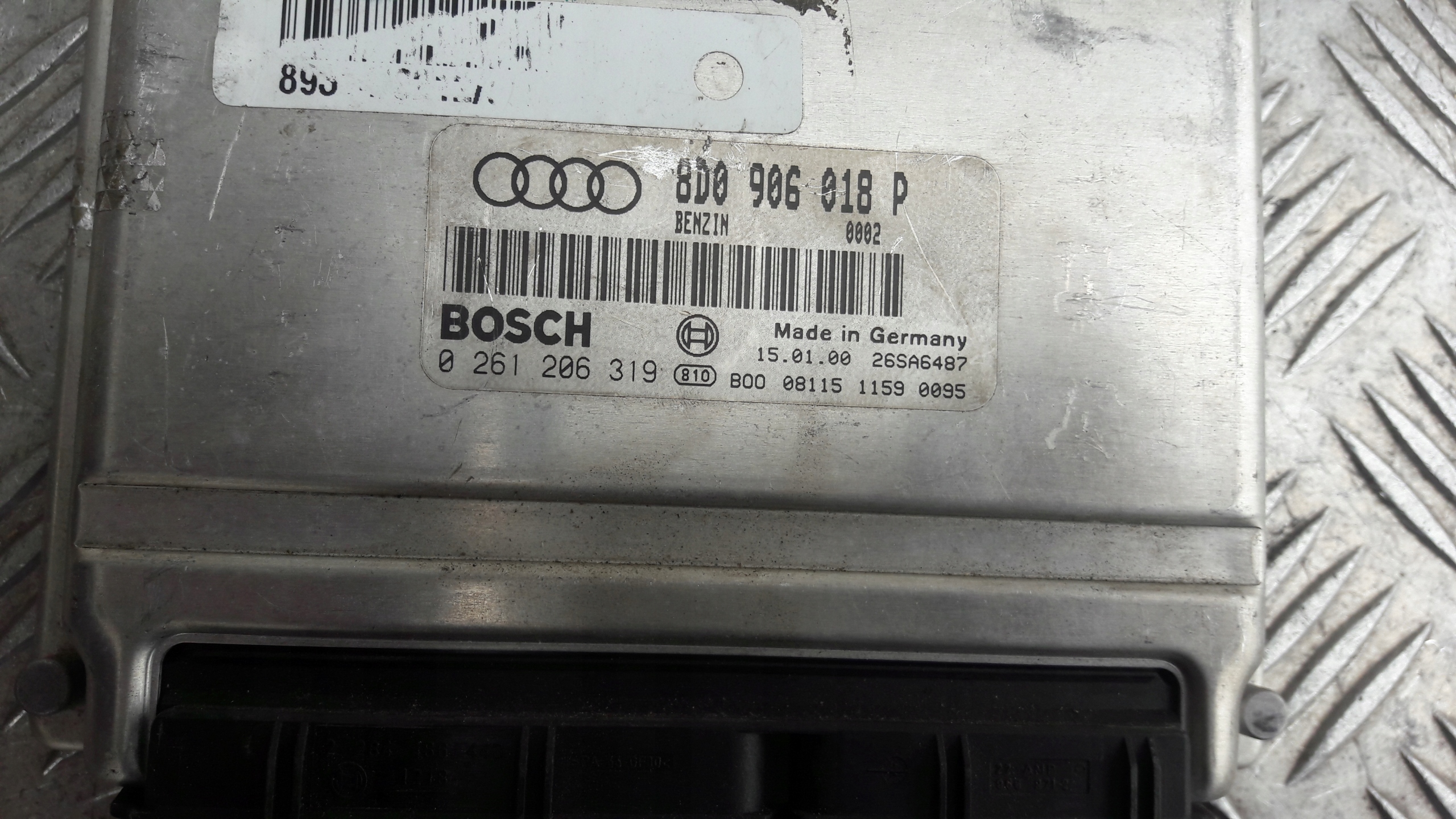 AUDI A6 C5 computer control unit of the engine 1.8 8D0906018P