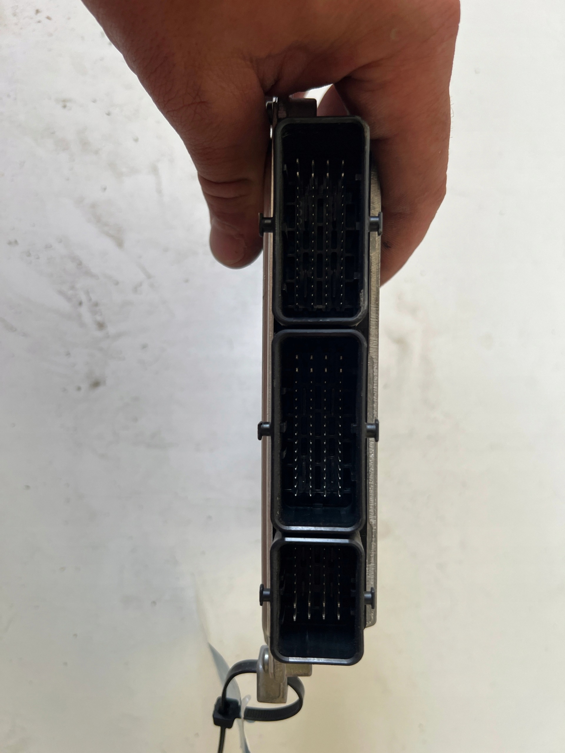 RENAULT CLIO 0.9B A3C0093160001 237102982S 237105499R computer ECU