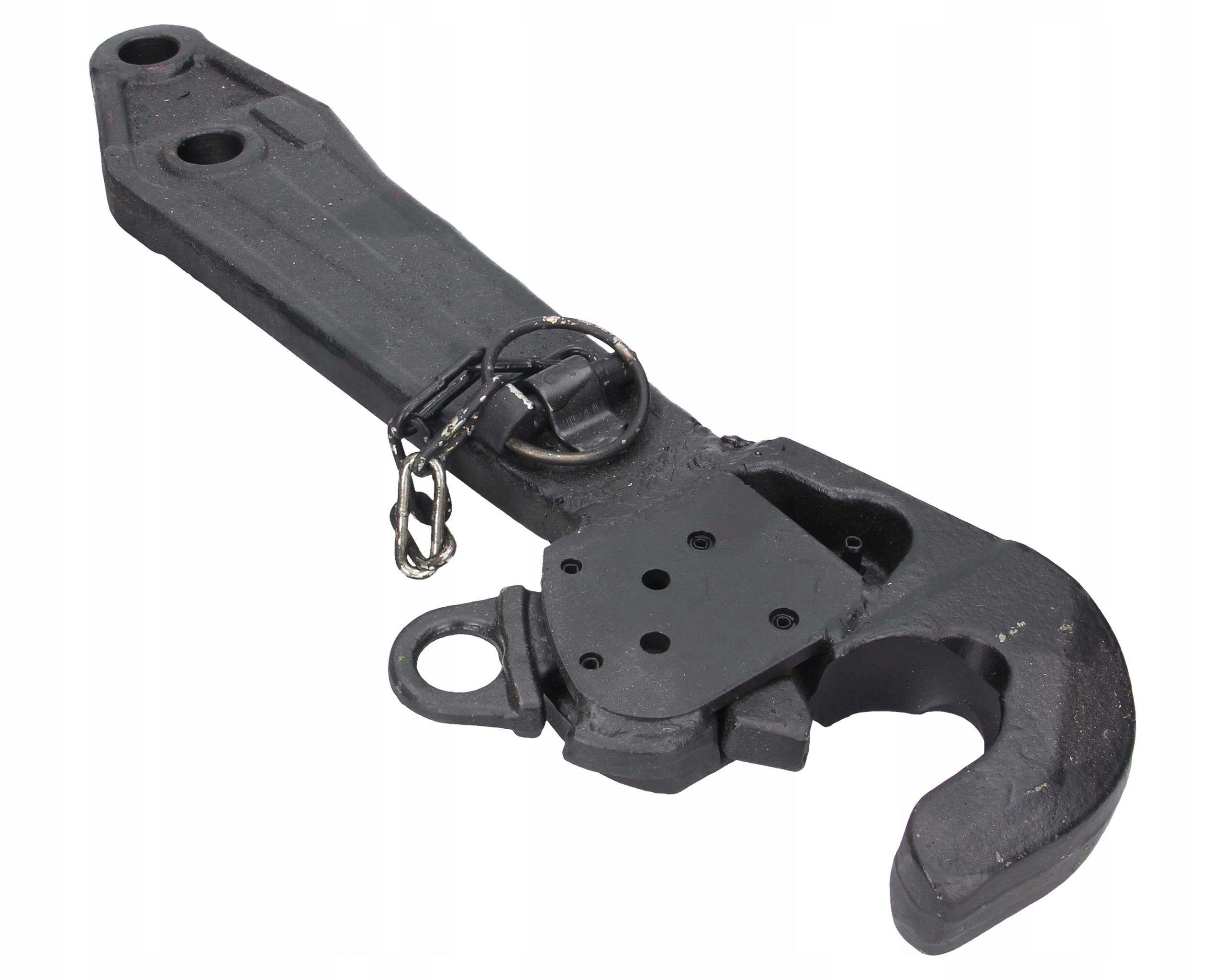 Krátké pravé tažné zařízení MTZ-82/1025/1221 hákové Cbm K2