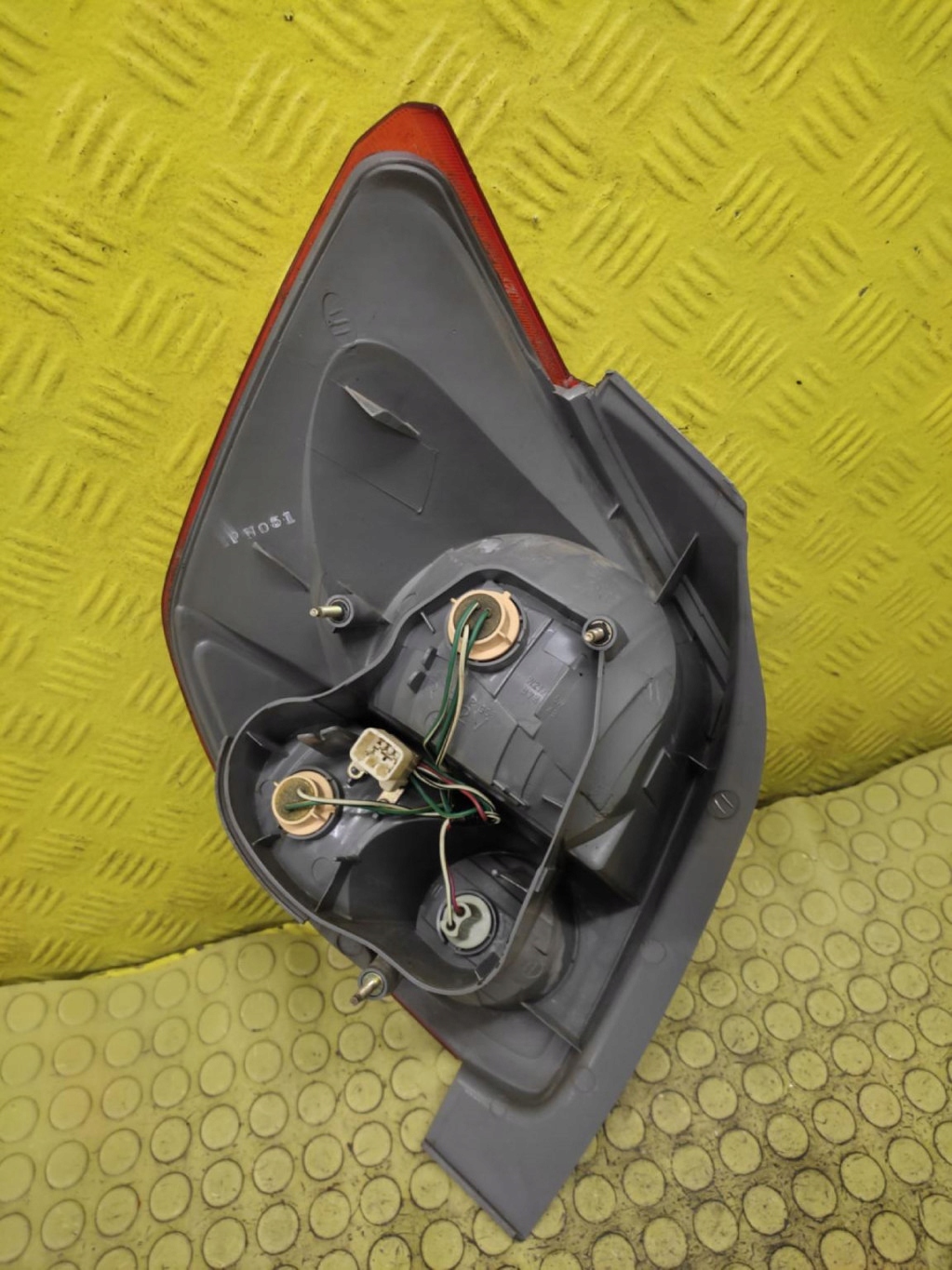 TOYOTA MATRIX light right rear part