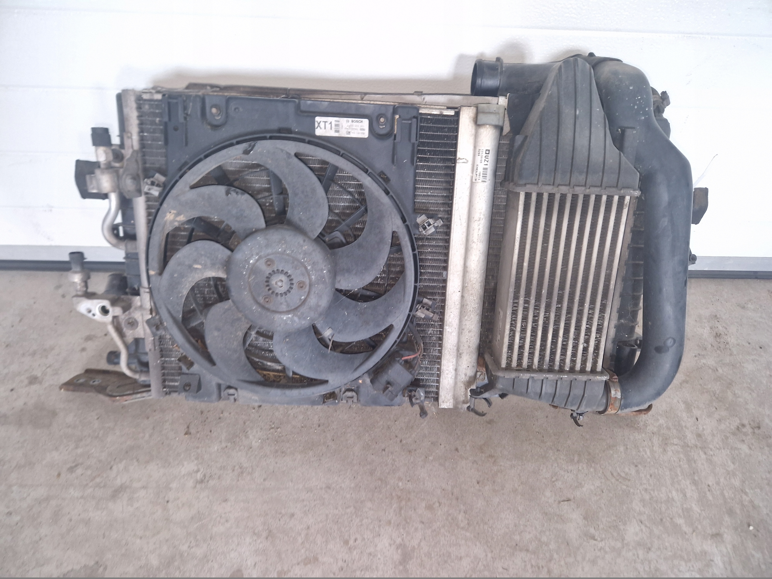 Радиатор охлаждения Вентиляторы opel Astra H 1.7