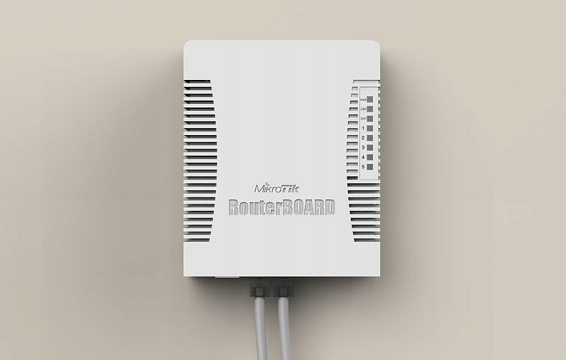 Router MikroTik hEX Poe RB960PGS Výkonný router s 5 ethernetovými portami