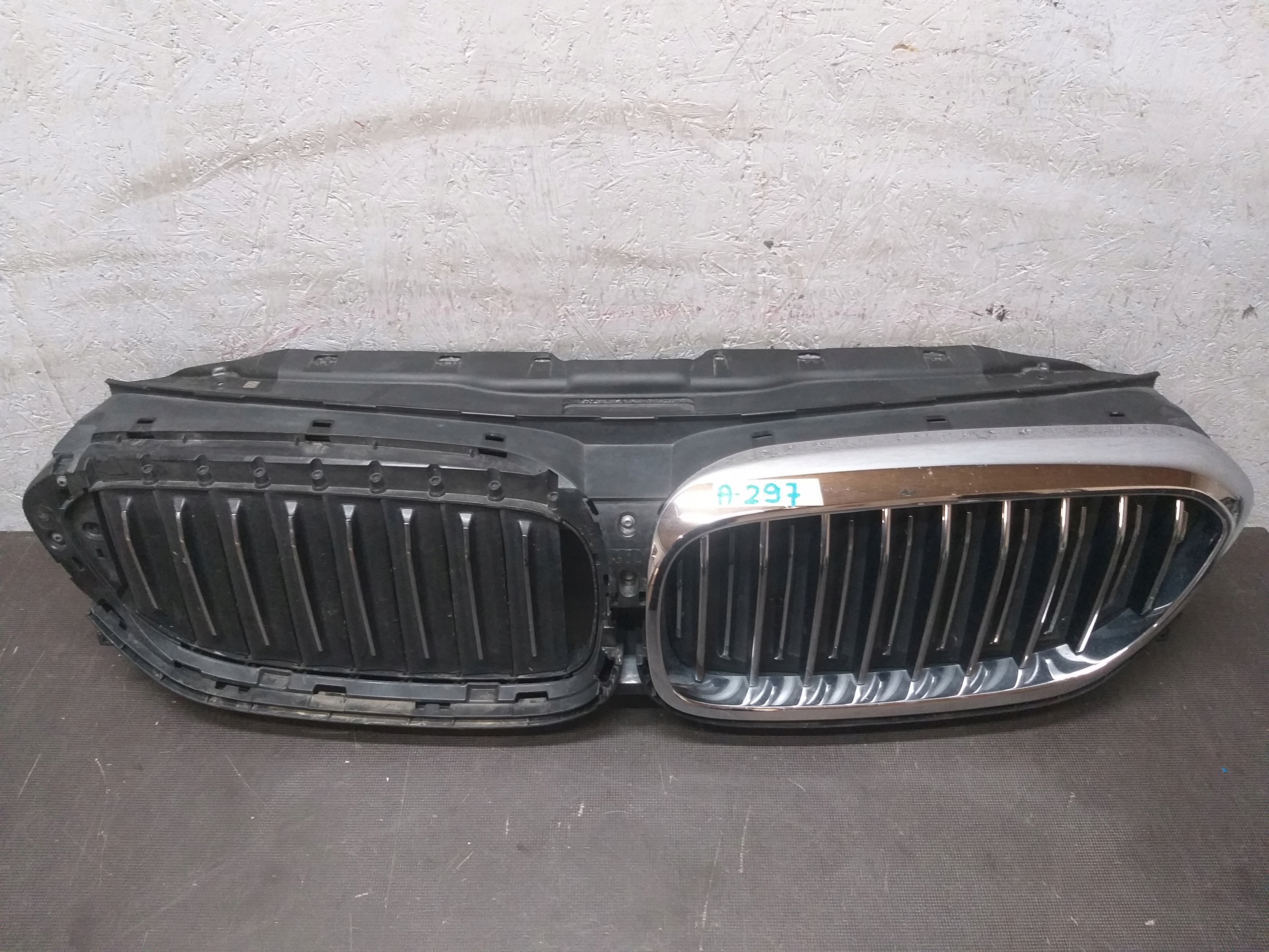 BMW 5 G31 Kühlergrill FRONTGRILL Kühlergitter - Thumbnail 1