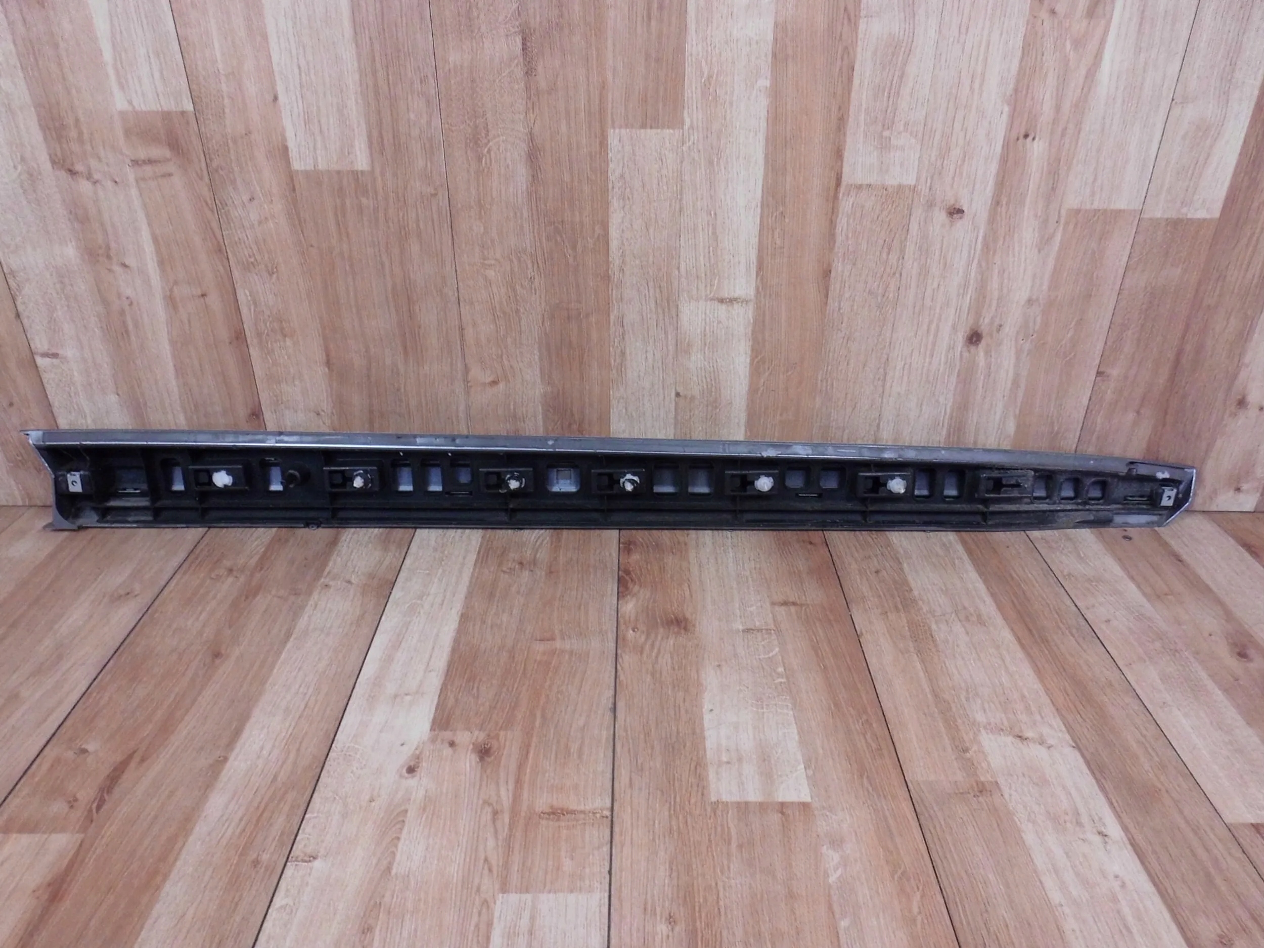 VW Arteon moulding door left front cap