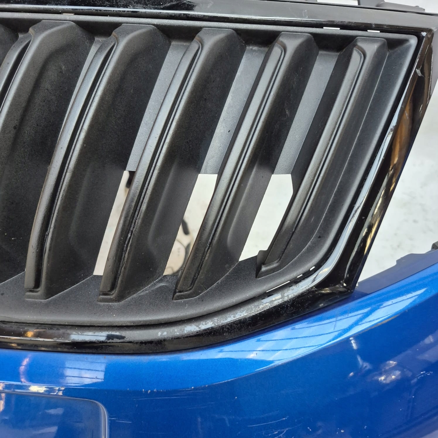 SKODA OCTAVIA III RS LIFT 17- bumper front front grill SPR 4XPDC