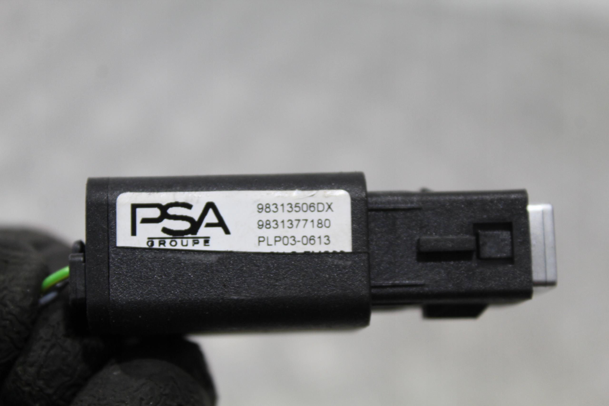 adapter USB TYP C PEUGEOT 2008 II 2 9831377180
