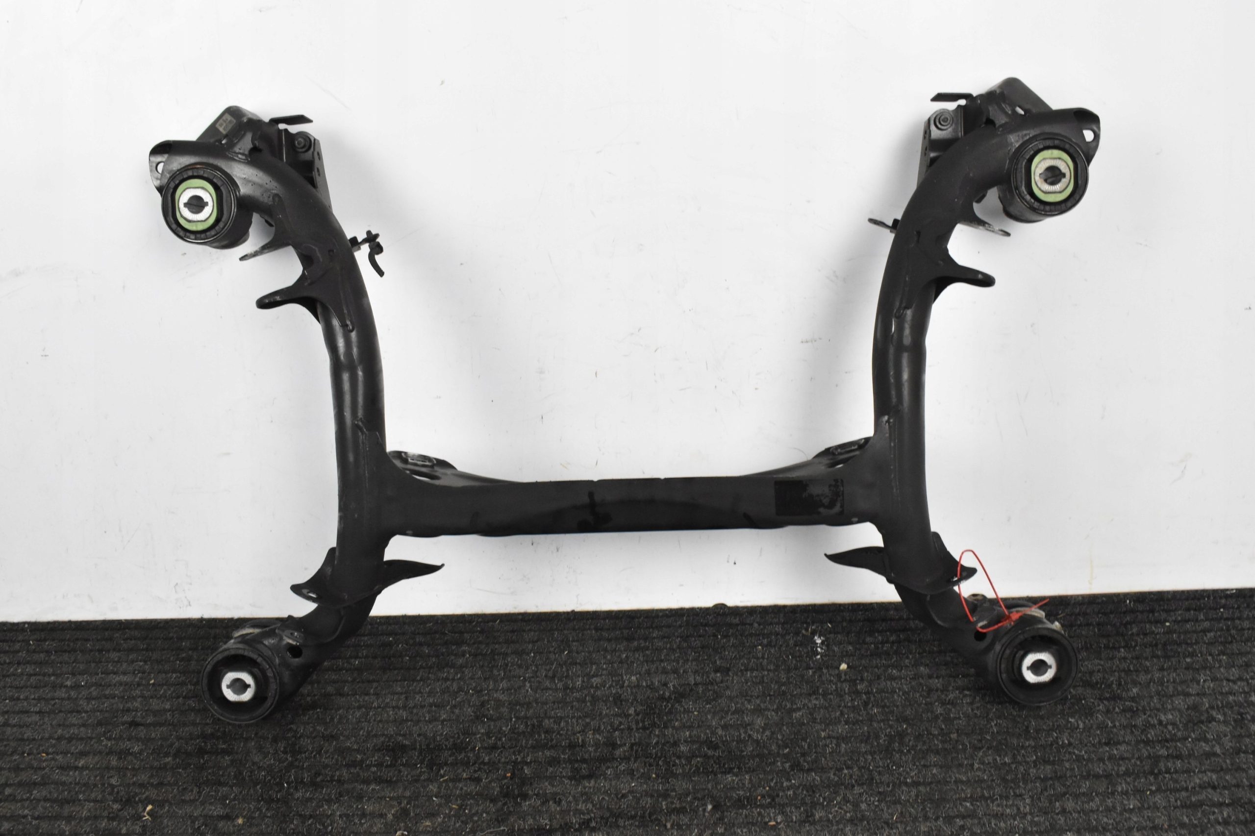 SANKI WÓZEK TYŁ BELKA ZAWIESZENIA AUDI A5 F5 8W A4 B9