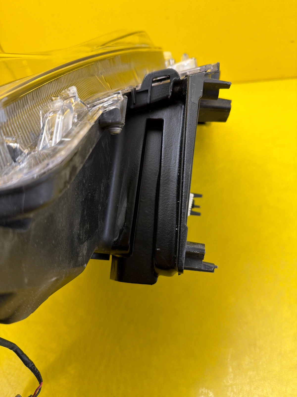 light right Toyota Land Cruiser 150 18- Full led