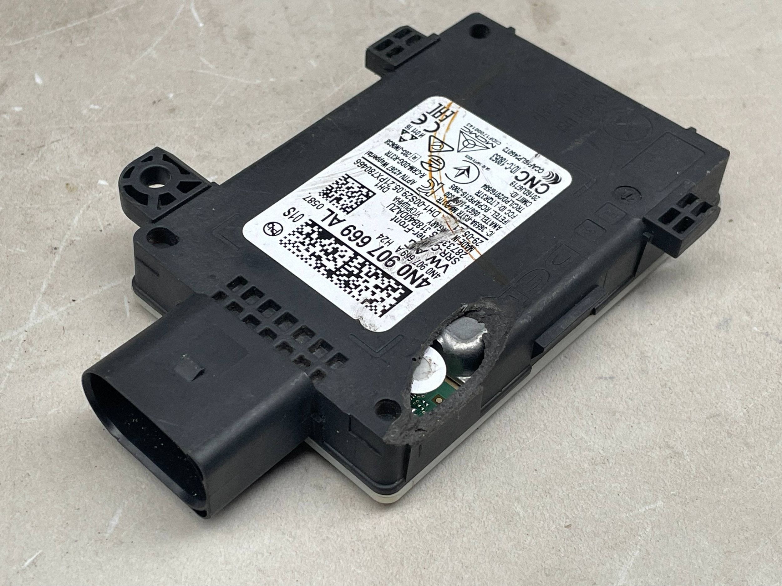 module surveillance angle mort angle (BSM/BLIS) AUDI Q8 4N0907669AL @M