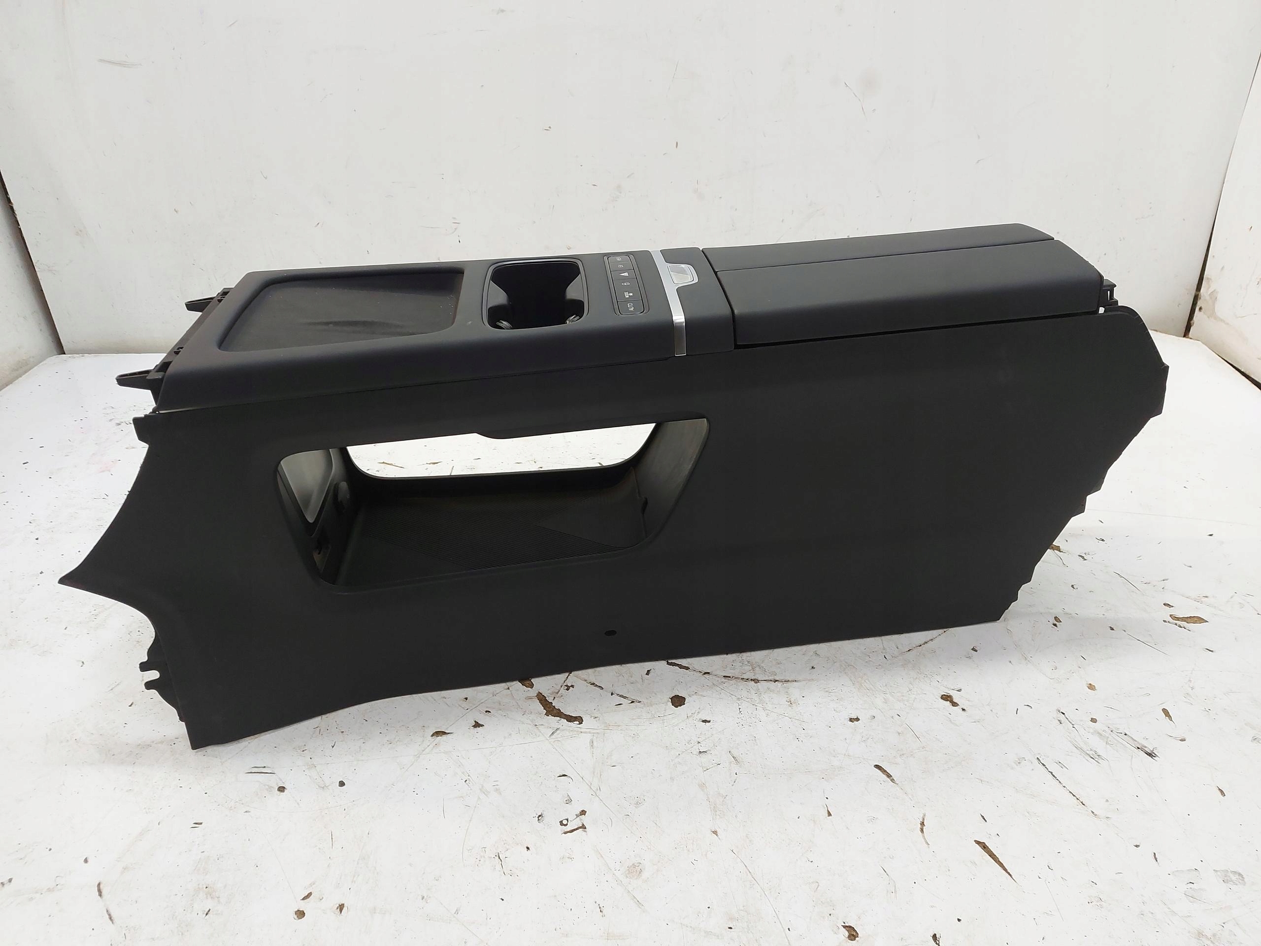 Jaecoo 7 PHEV 2025r boot upholstery right rear part rear
