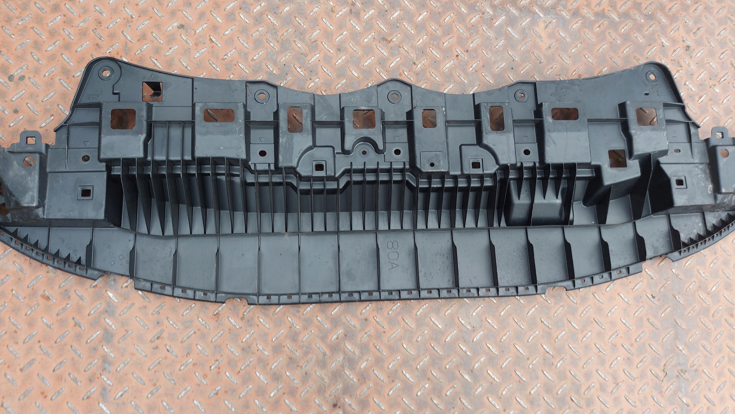 ABSORBER cover below bumper TOYOTA YARIS CROSS 21