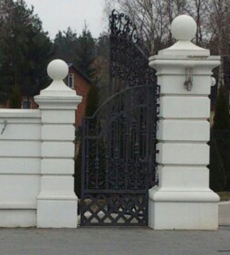 OGRODZENIA DWORKOWE ,SŁUP,PRZĘSŁA ,BETONOWE