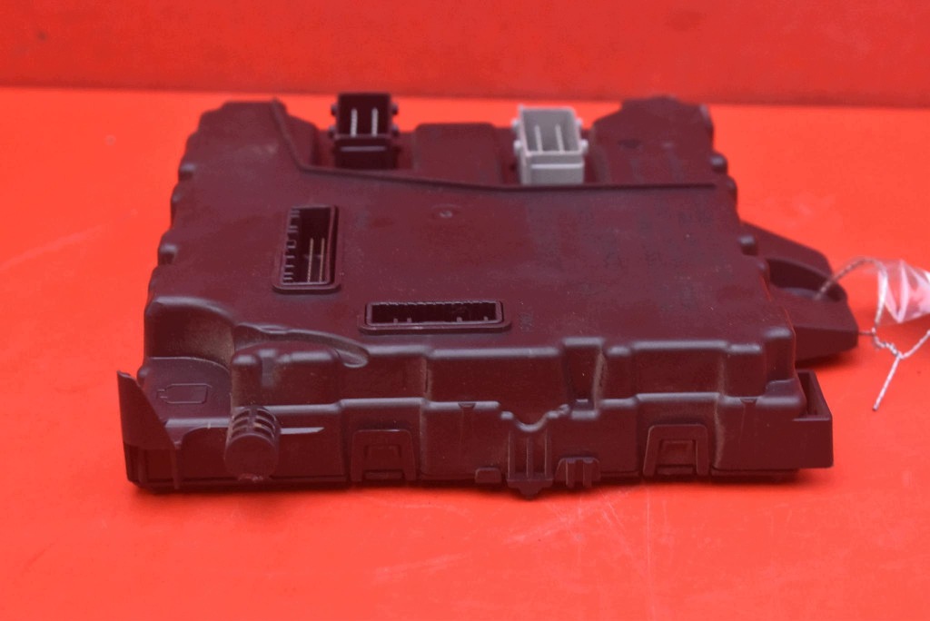 control unit module BCM 8201077405--B RENAULT KANGOO 2 II 1.6 16V 106 KM 07-13