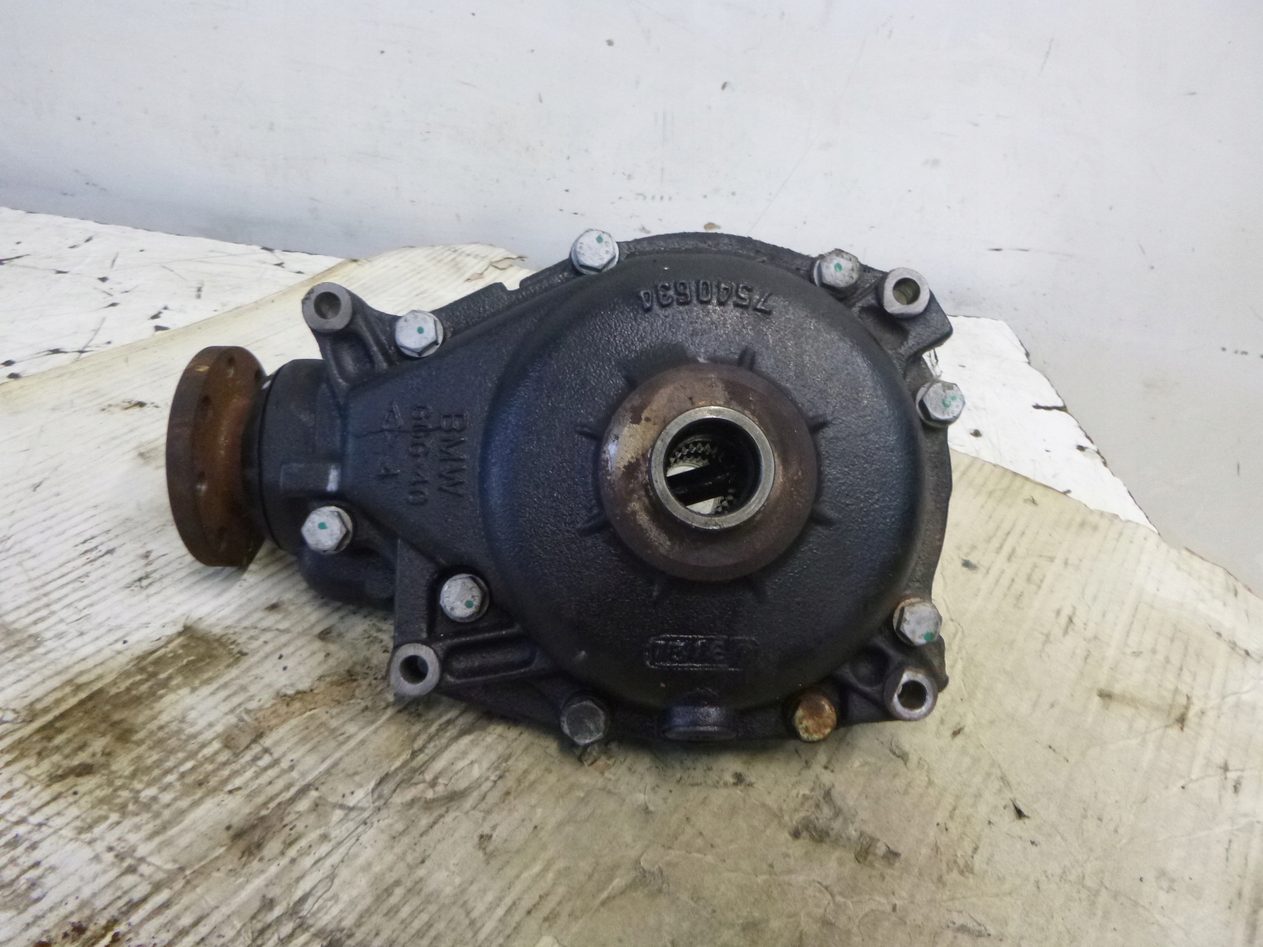 differential diff front BMW X3 E83 2.0 SD 3,73 2008r. 7544475