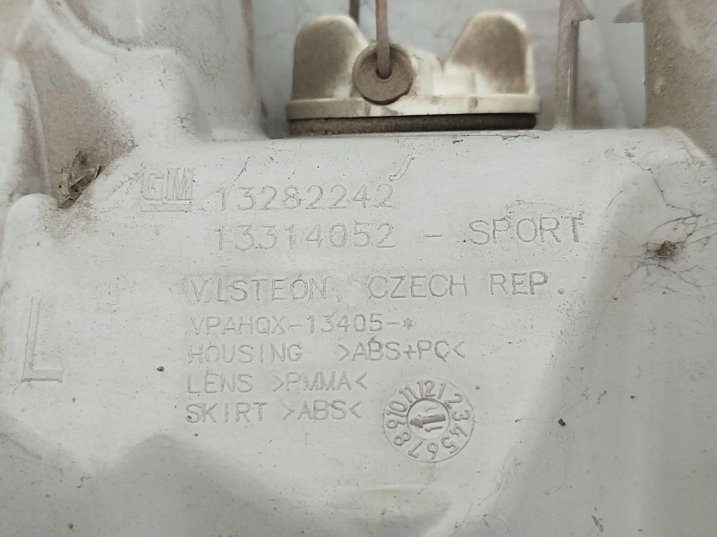 Opel Astra J 4 IV kombi light left rear part rear 13282242