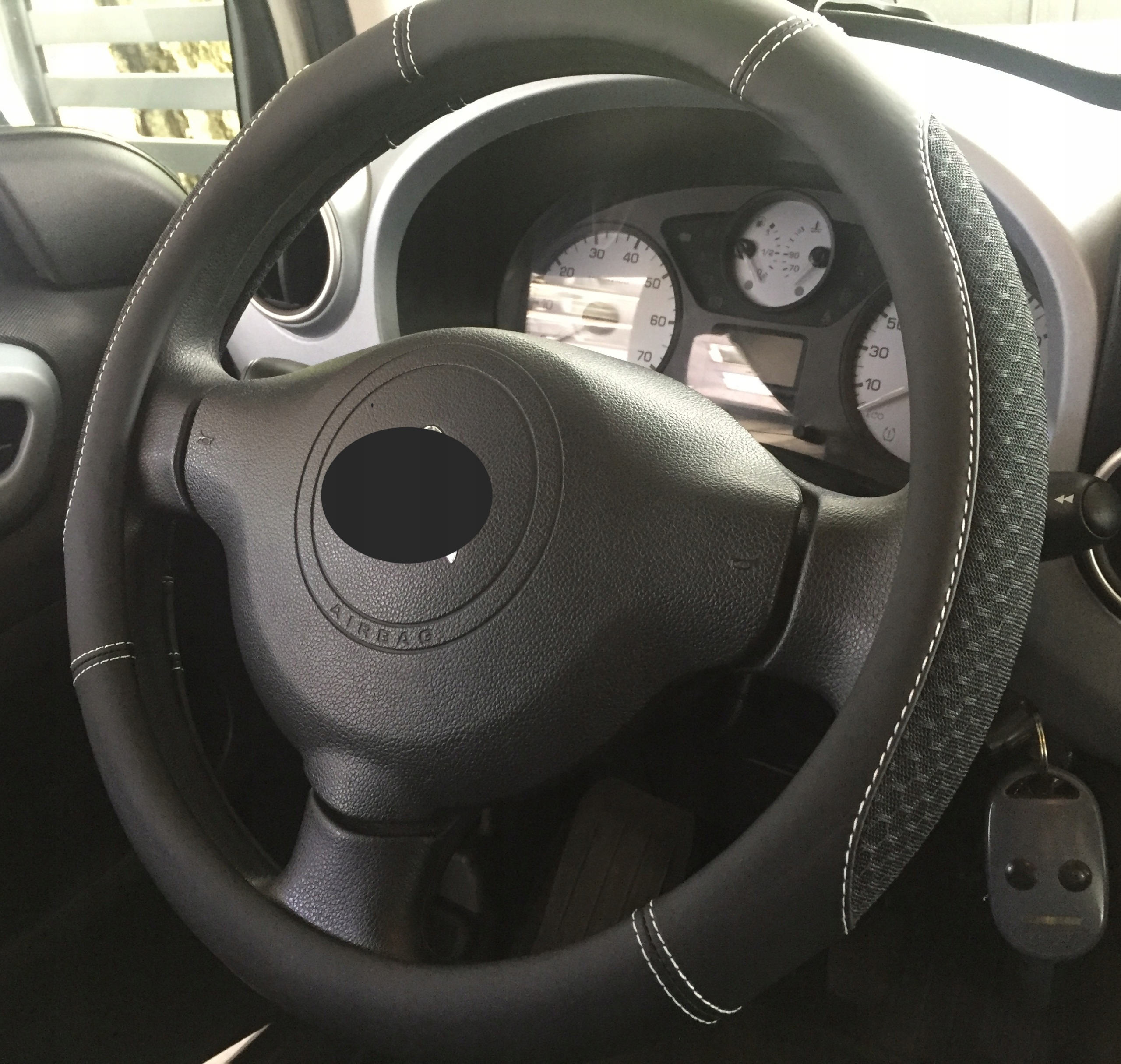 Mazda 1 2 3 5 6 CX3 CX5 CX30 Premacy pokrowiec na kierownice skóra materiał Producent inny