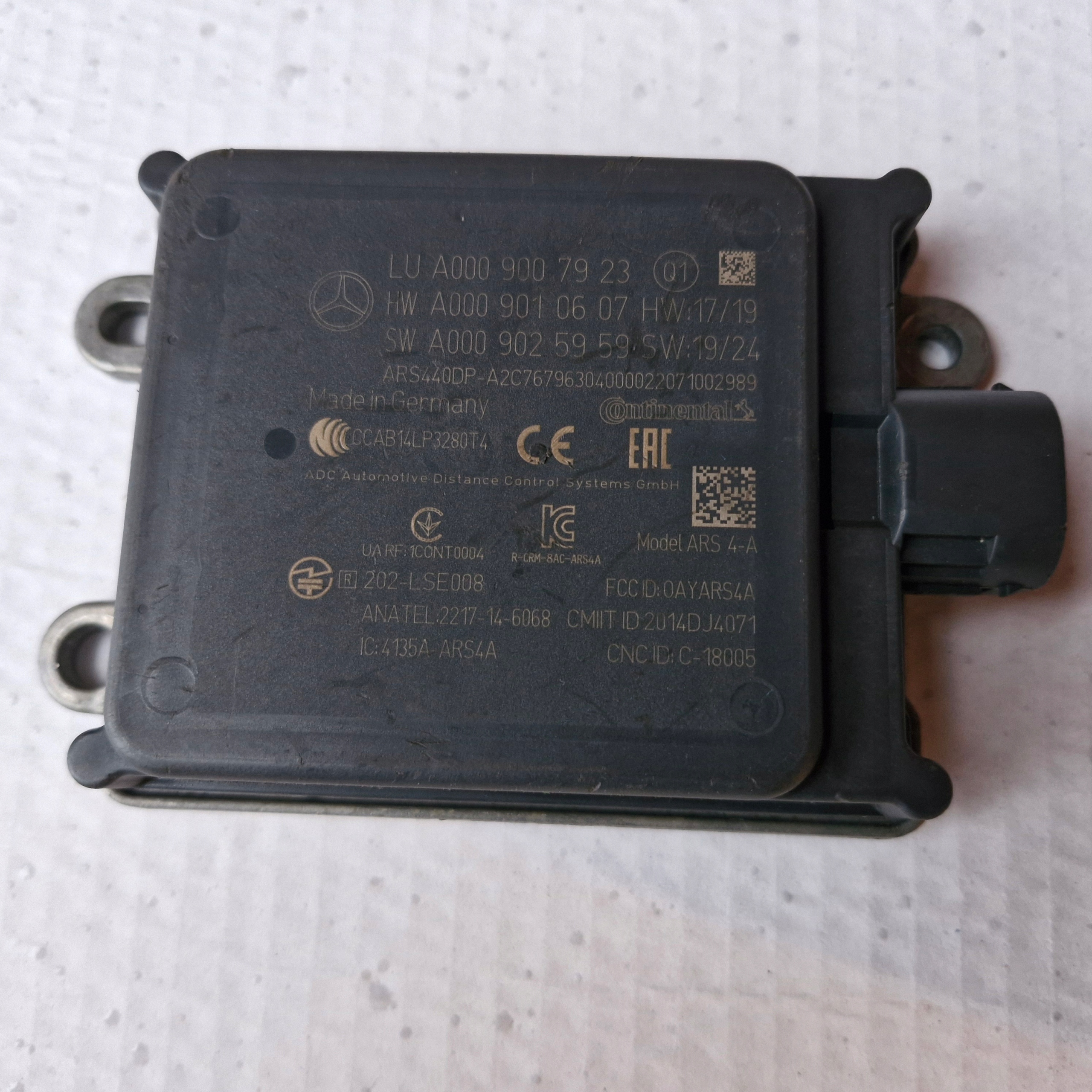 Moduł radar Distronic Mercedes W213 A0009007923