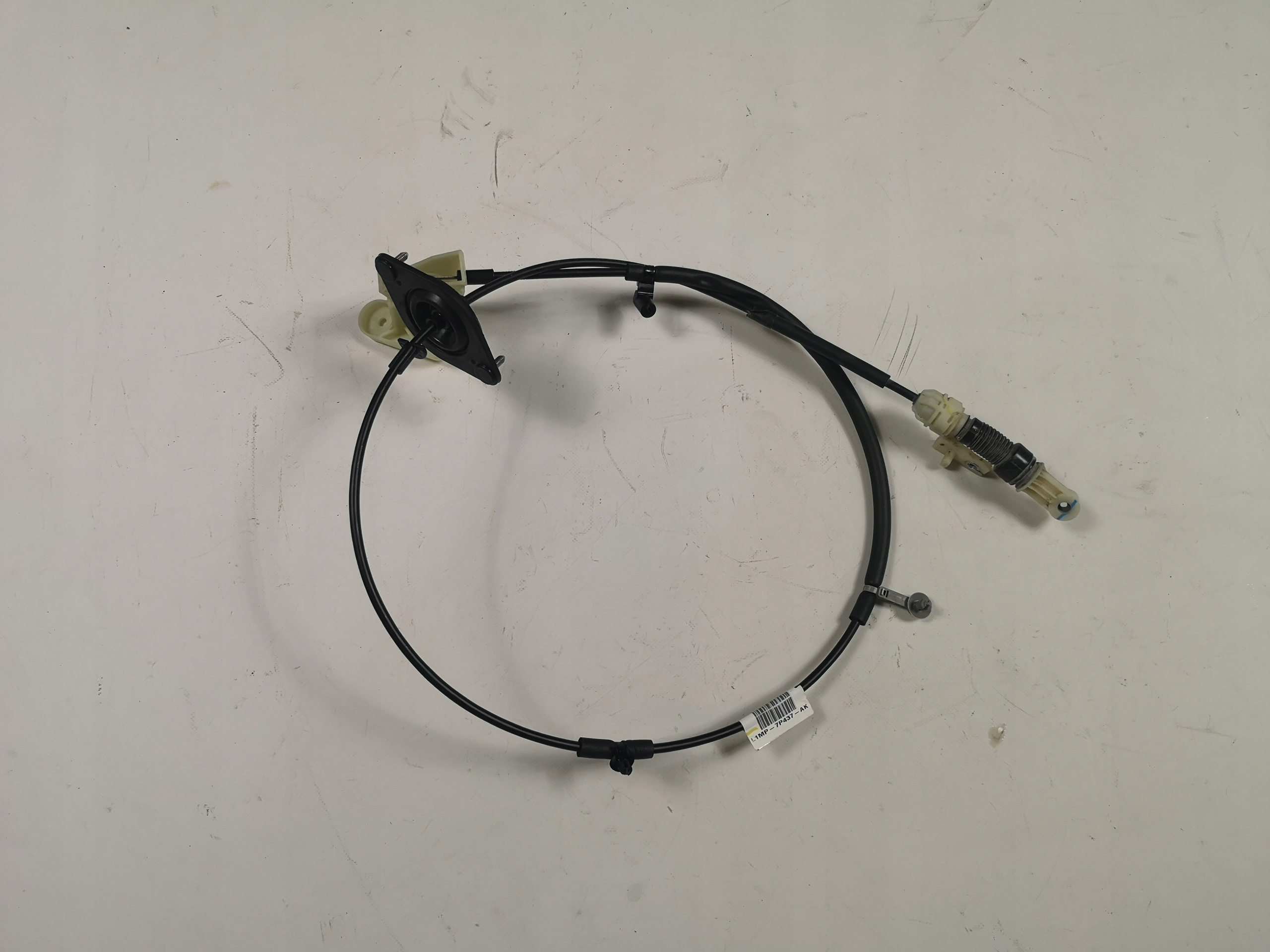 L1MP-7P437-AK - Кабель разблокировки коробки Ford Explorer 2020-