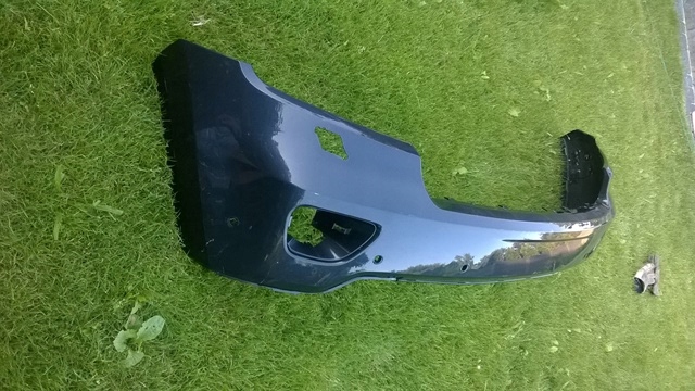 Jeep Grand Cherokee WL 2010 2011 2012 zderzak góra