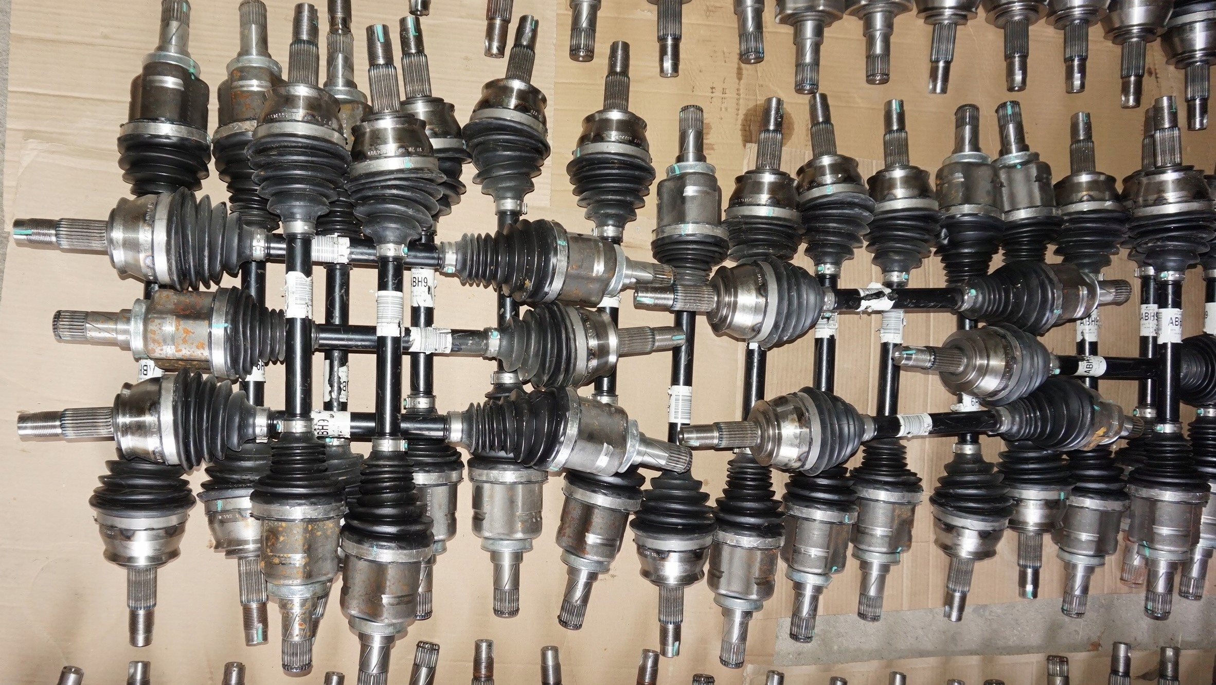 semi-axis left 10335203 ABH9 Opel Corsa 1.0 Turbo 0km