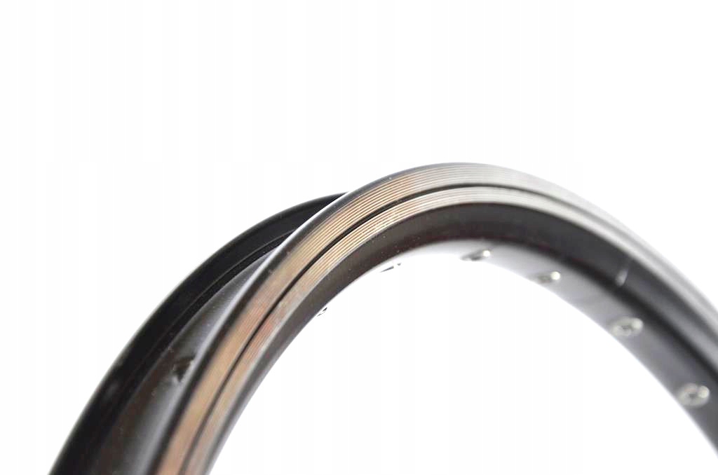 Obręcz rowerowa FLYER Rodi 26 559 x 21 36 H mocna Kod producenta OB 26 SKORPION 36 BK