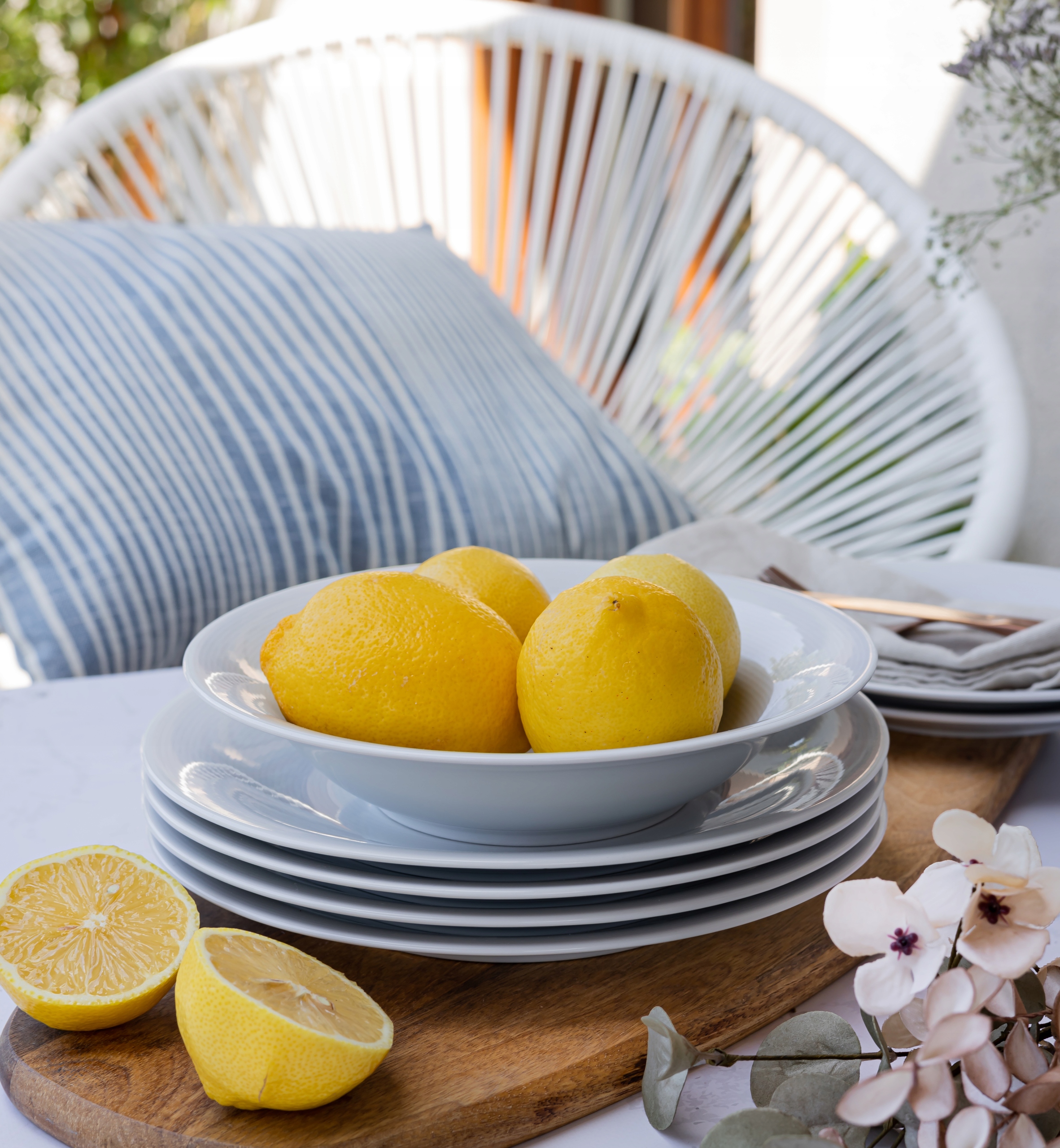 LUBIANA ETO SERWIS OBIADOWY 18 EL 6 OS PORCELANA Liczba osób 6